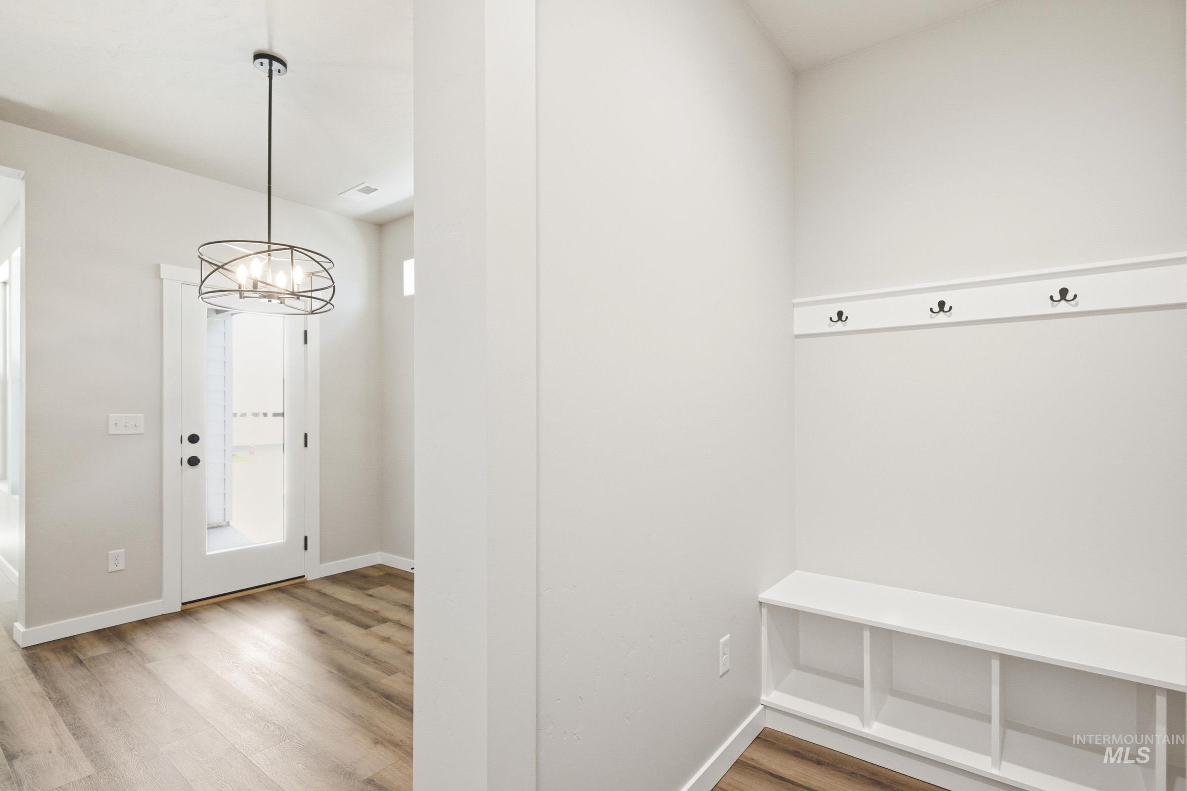 6700 W Redwood Creek Dr, Meridian, Idaho 83646, 3 Bedrooms, 2.5 Bathrooms, Residential For Sale, Price $463,990, 98981848