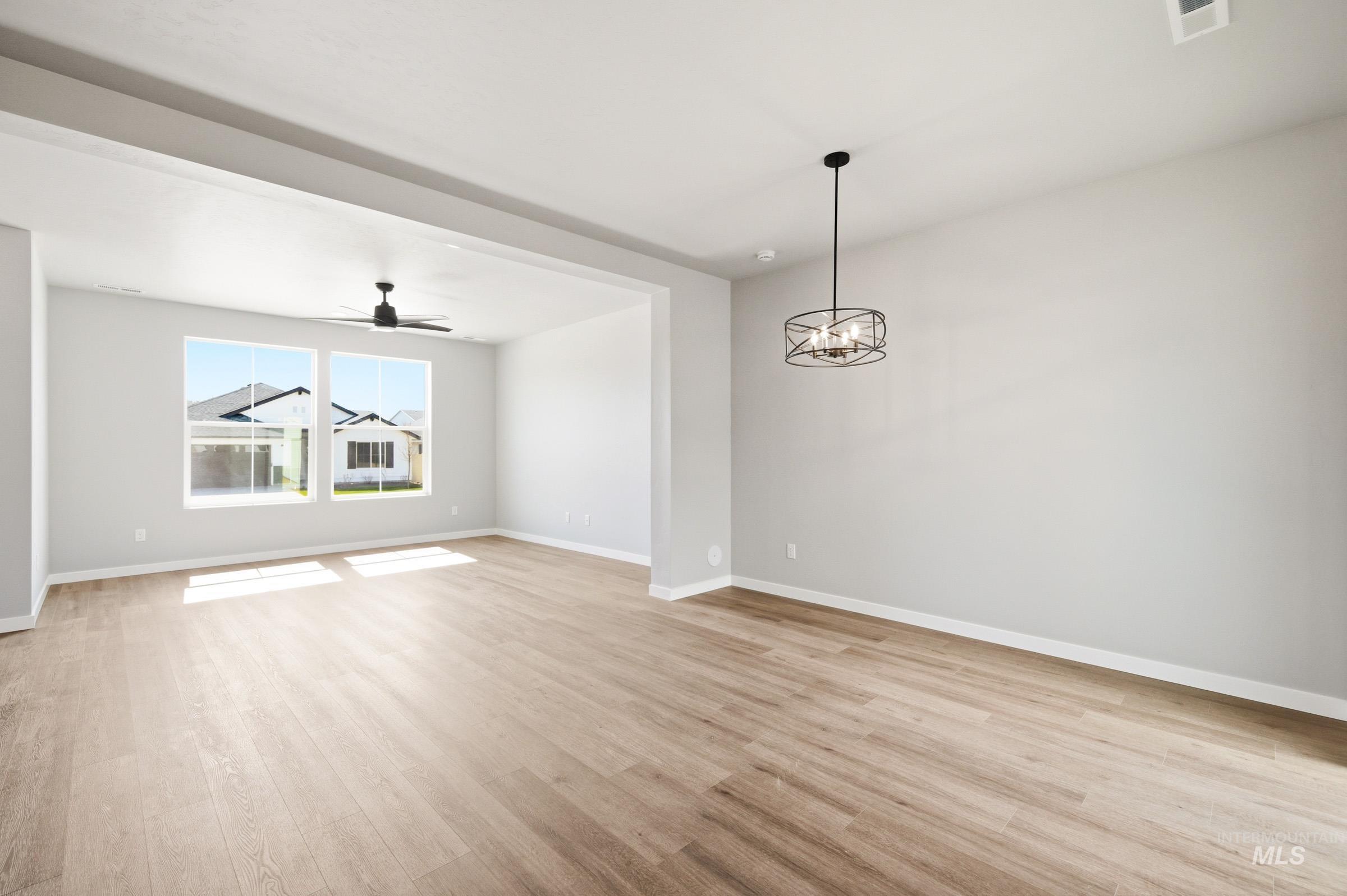 6674 W Redwood Creek Dr, Meridian, Idaho 83646, 3 Bedrooms, 2.5 Bathrooms, Residential For Sale, Price $470,990, 98981849