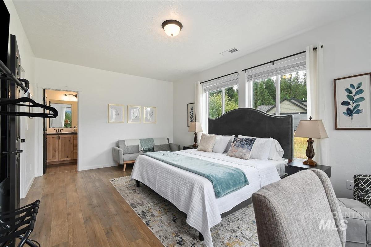 70 Wapiti Ct., Garden Valley, Idaho 83622, 4 Bedrooms, 2.5 Bathrooms, Residential For Sale, Price $599,900, 98981858