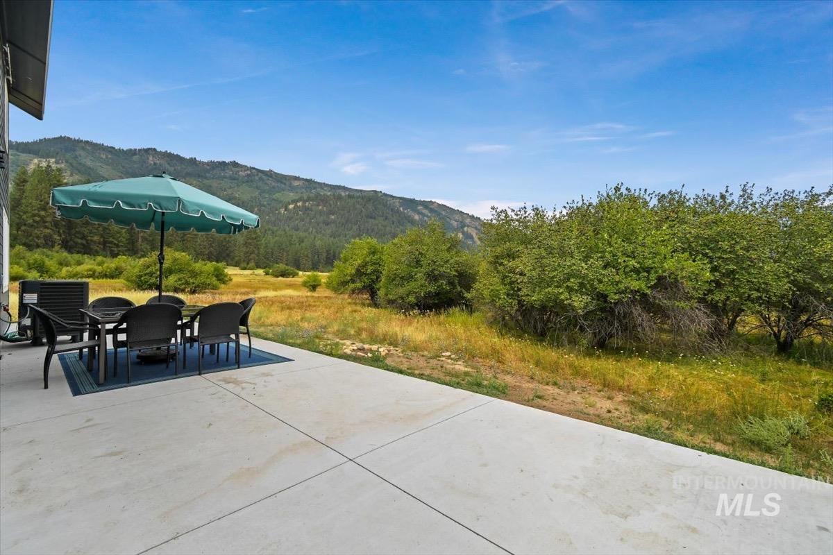 70 Wapiti Ct., Garden Valley, Idaho 83622, 4 Bedrooms, 2.5 Bathrooms, Residential For Sale, Price $599,900, 98981858