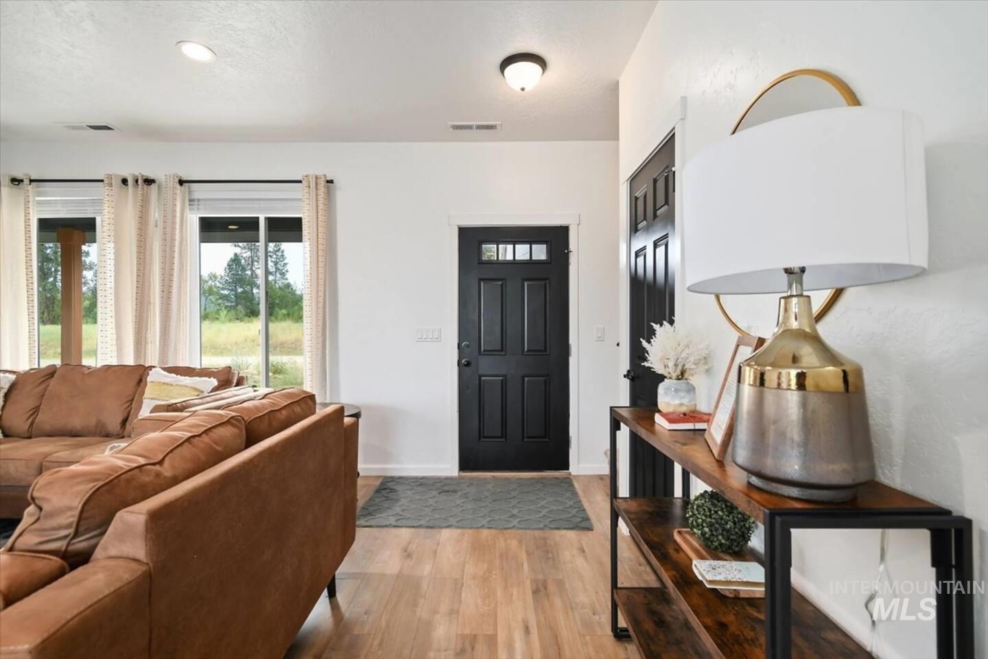 70 Wapiti Ct., Garden Valley, Idaho 83622, 4 Bedrooms, 2.5 Bathrooms, Residential For Sale, Price $599,900, 98981858