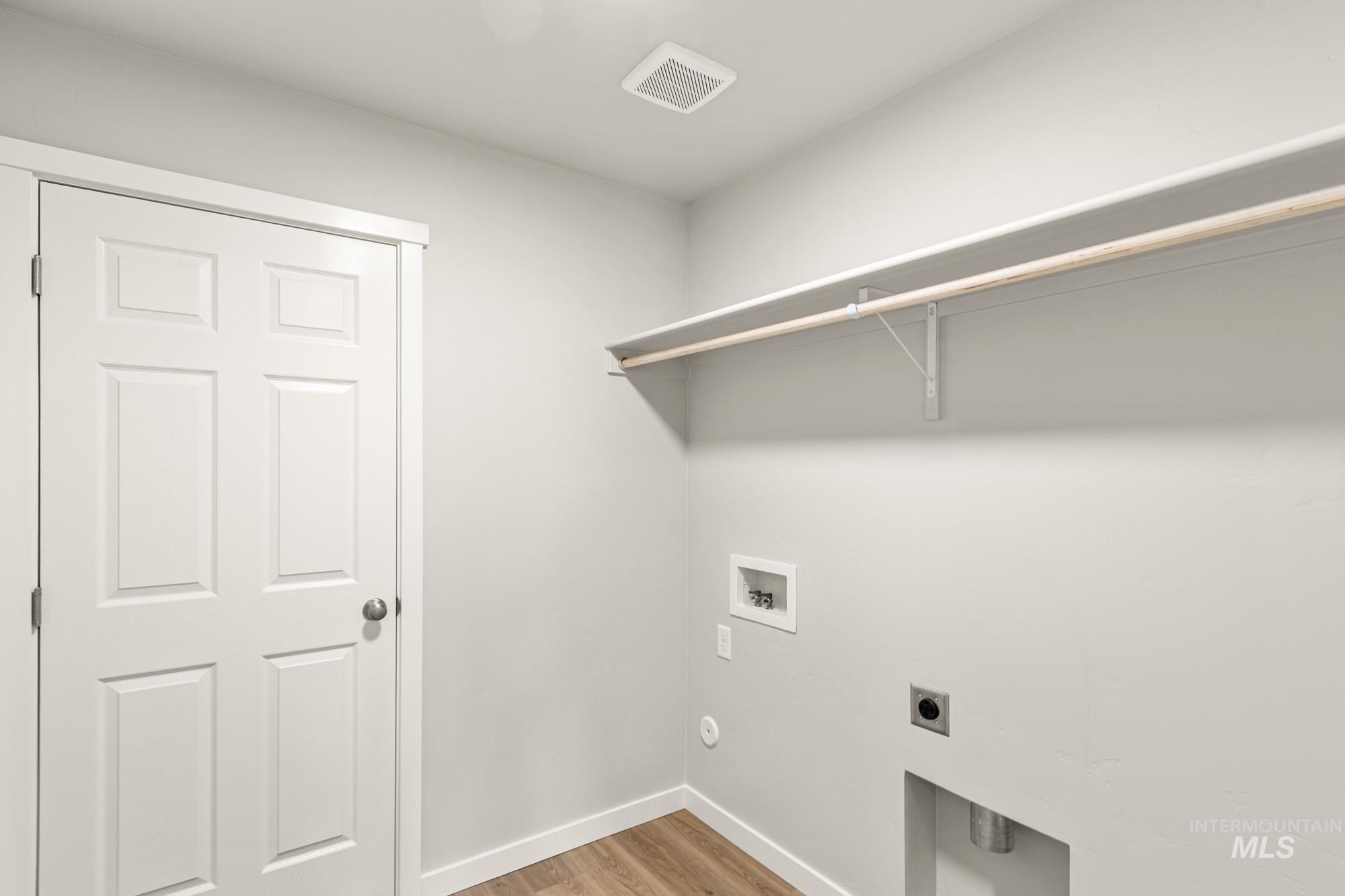 7104 E Marble Springs Dr, Nampa, Idaho 83687, 4 Bedrooms, 2 Bathrooms, Residential For Sale, Price $449,990, 98981862