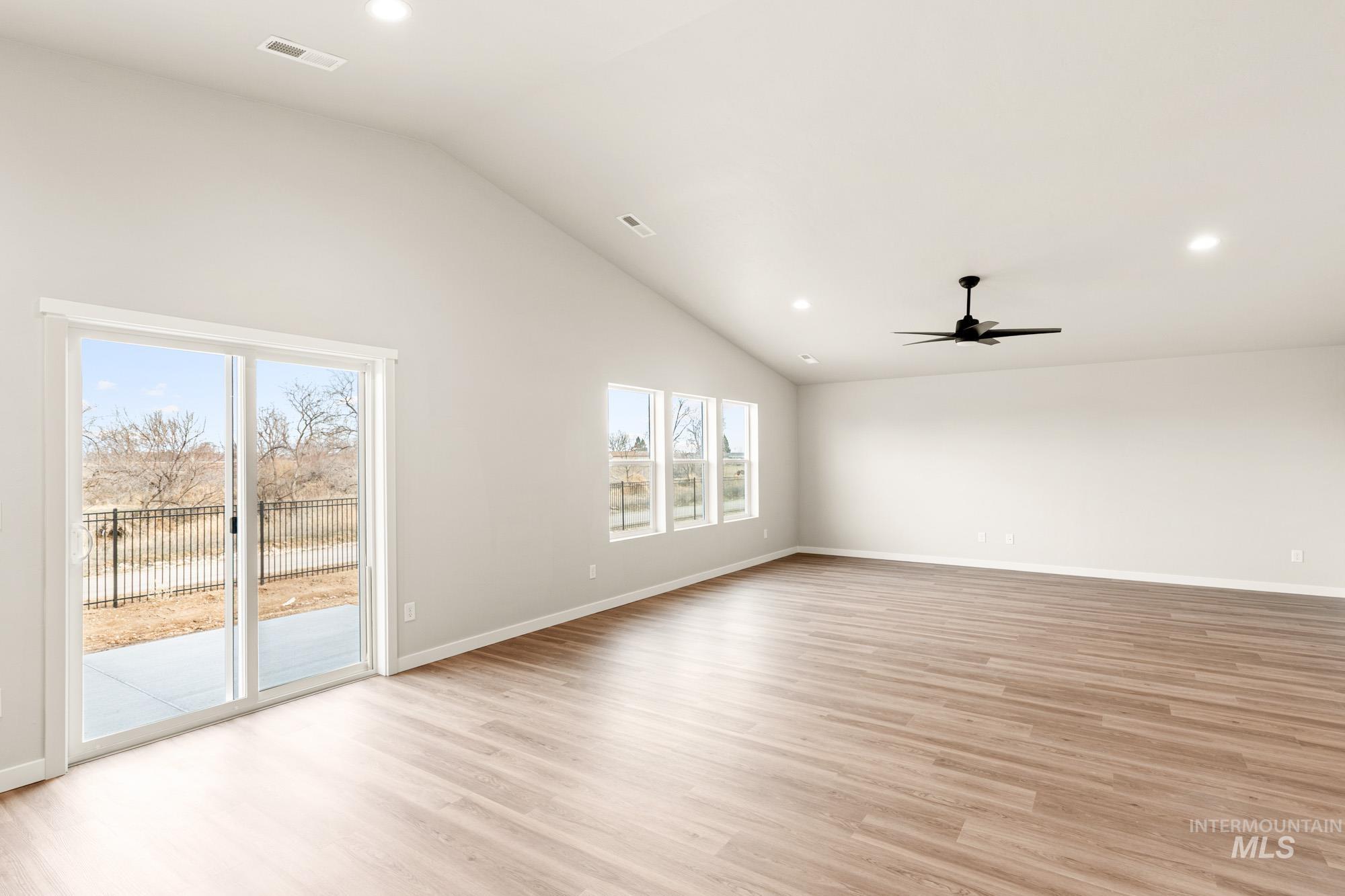 7104 E Marble Springs Dr, Nampa, Idaho 83687, 4 Bedrooms, 2 Bathrooms, Residential For Sale, Price $449,990, 98981862