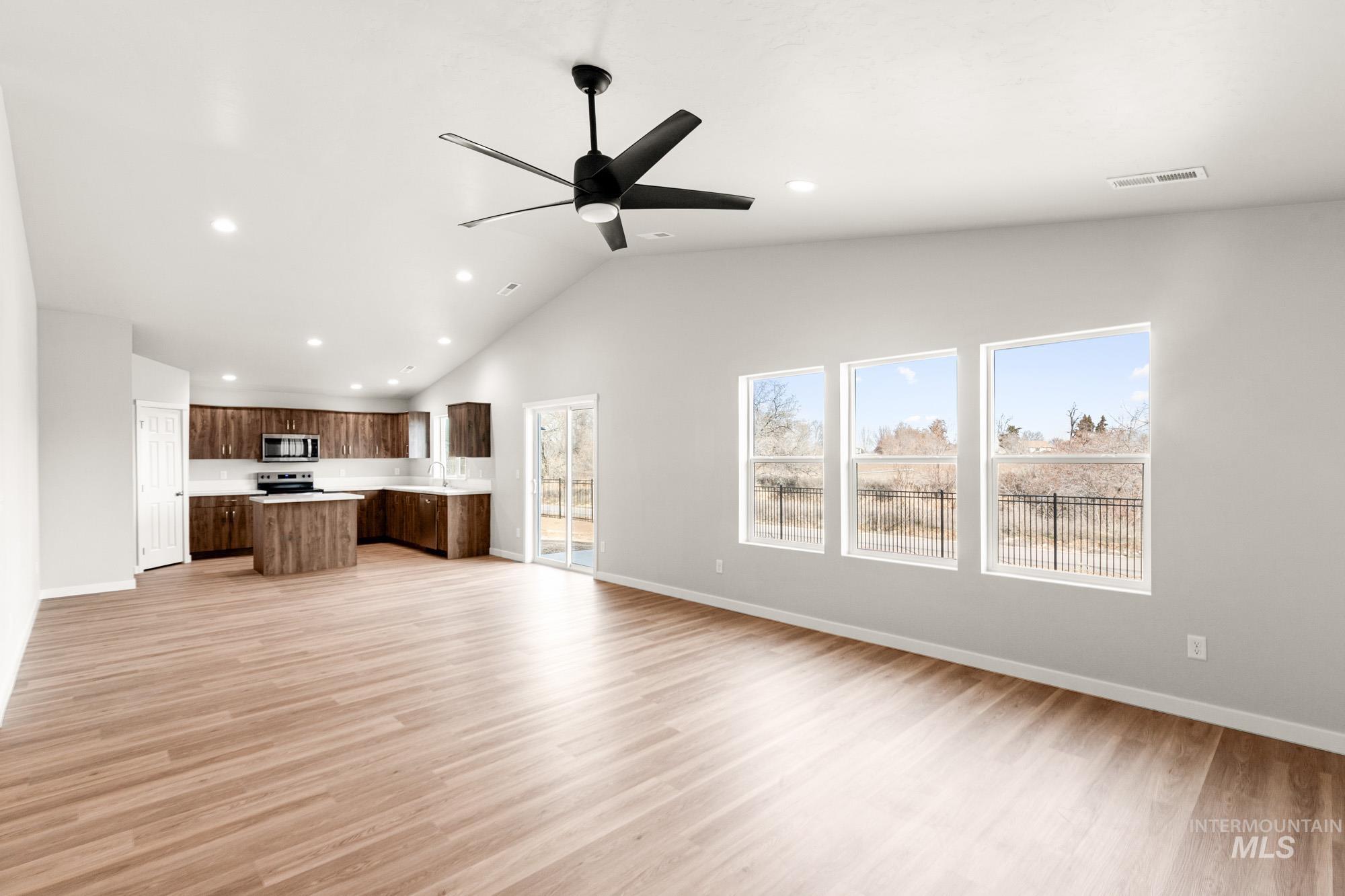 7104 E Marble Springs Dr, Nampa, Idaho 83687, 4 Bedrooms, 2 Bathrooms, Residential For Sale, Price $449,990, 98981862