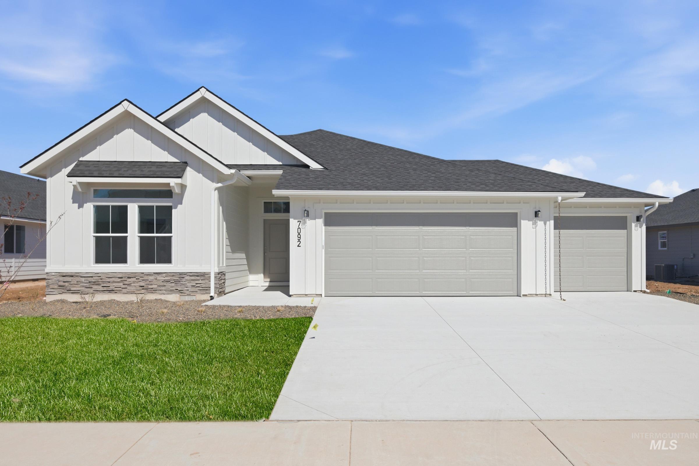 7092 E Marble Springs Dr, Nampa, Idaho 83687, 4 Bedrooms, 2 Bathrooms, Residential For Sale, Price $465,990, 98981864