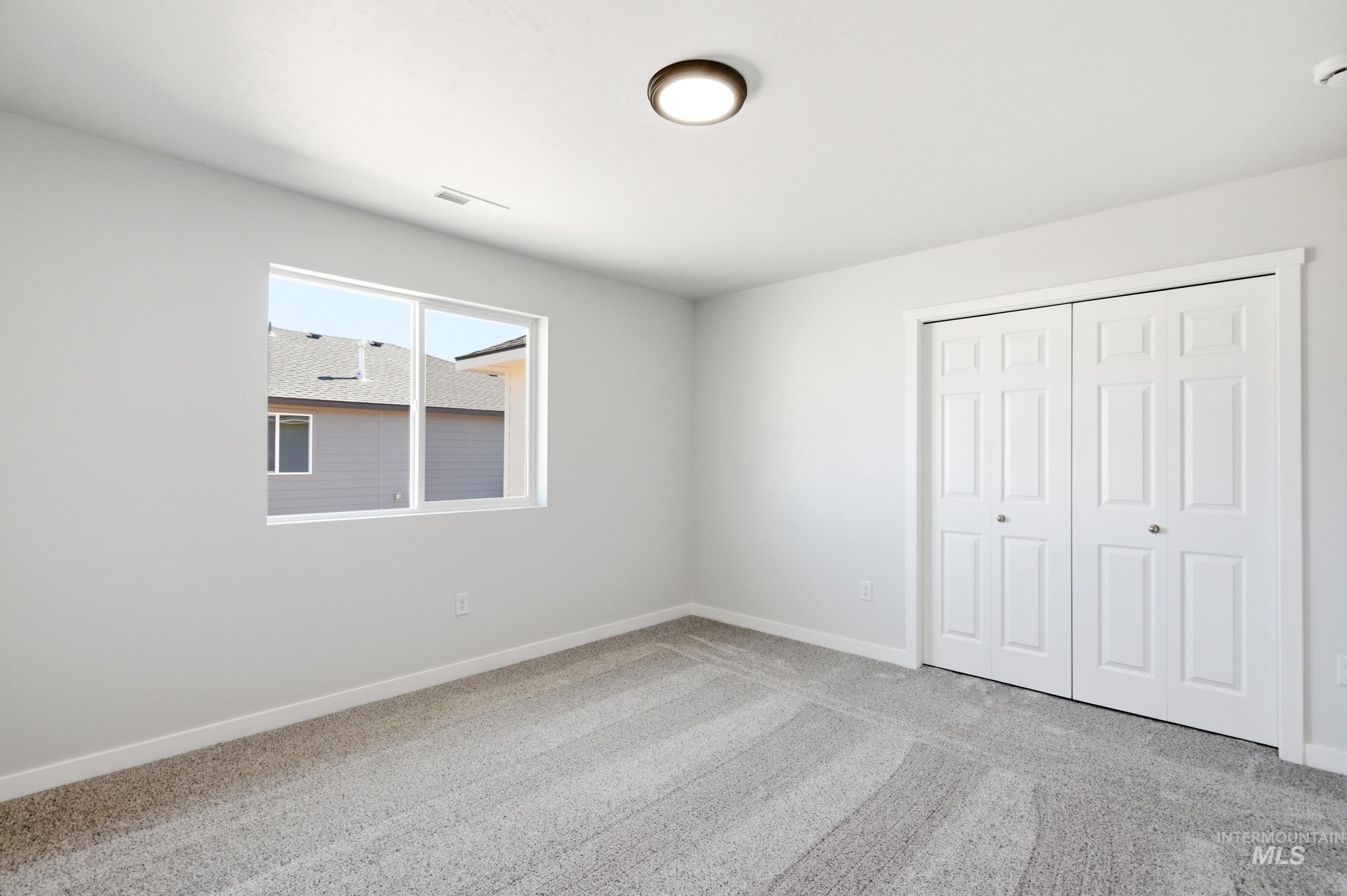 7092 E Marble Springs Dr, Nampa, Idaho 83687, 4 Bedrooms, 2 Bathrooms, Residential For Sale, Price $465,990, 98981864