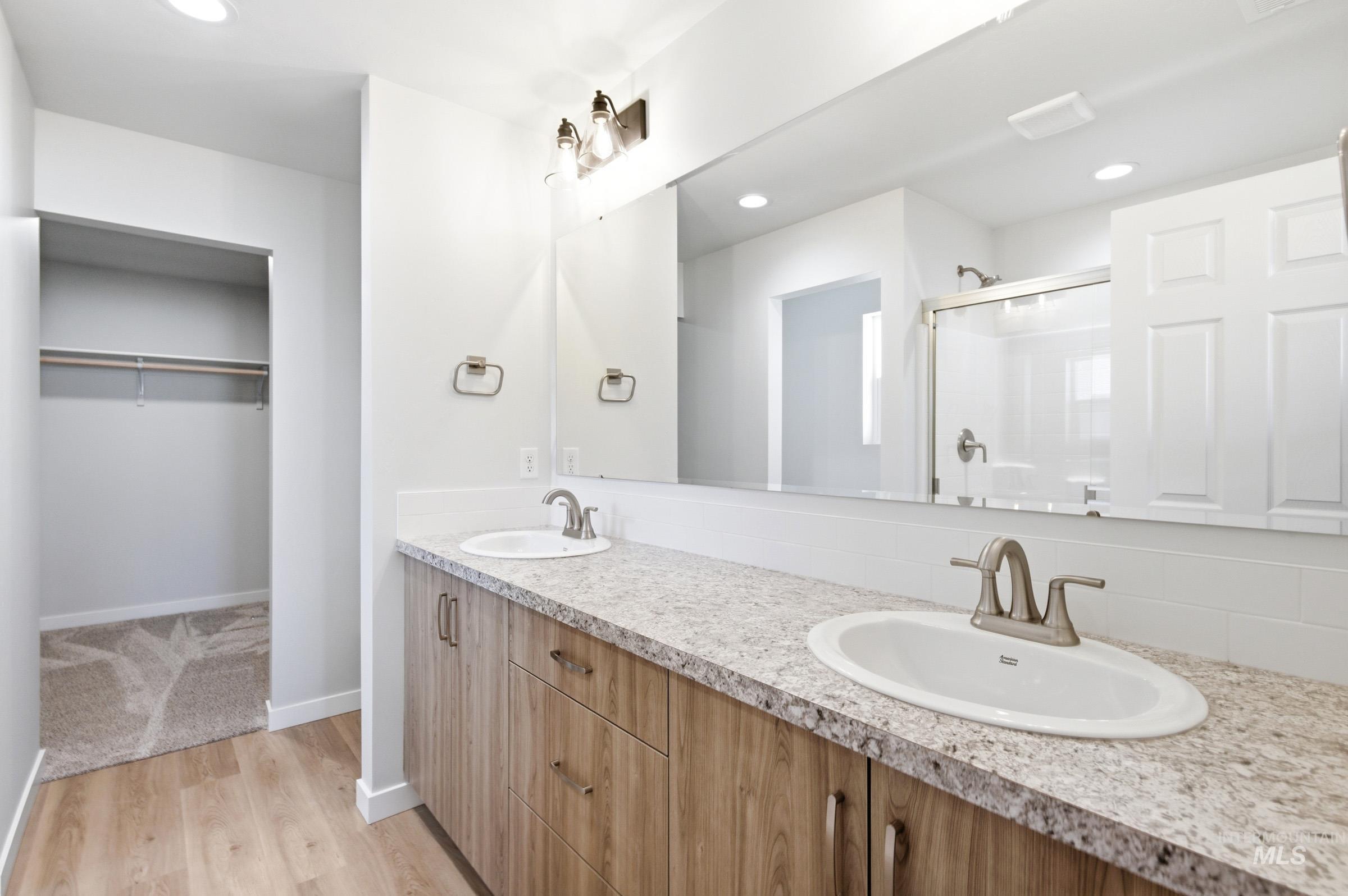 7092 E Marble Springs Dr, Nampa, Idaho 83687, 4 Bedrooms, 2 Bathrooms, Residential For Sale, Price $465,990, 98981864