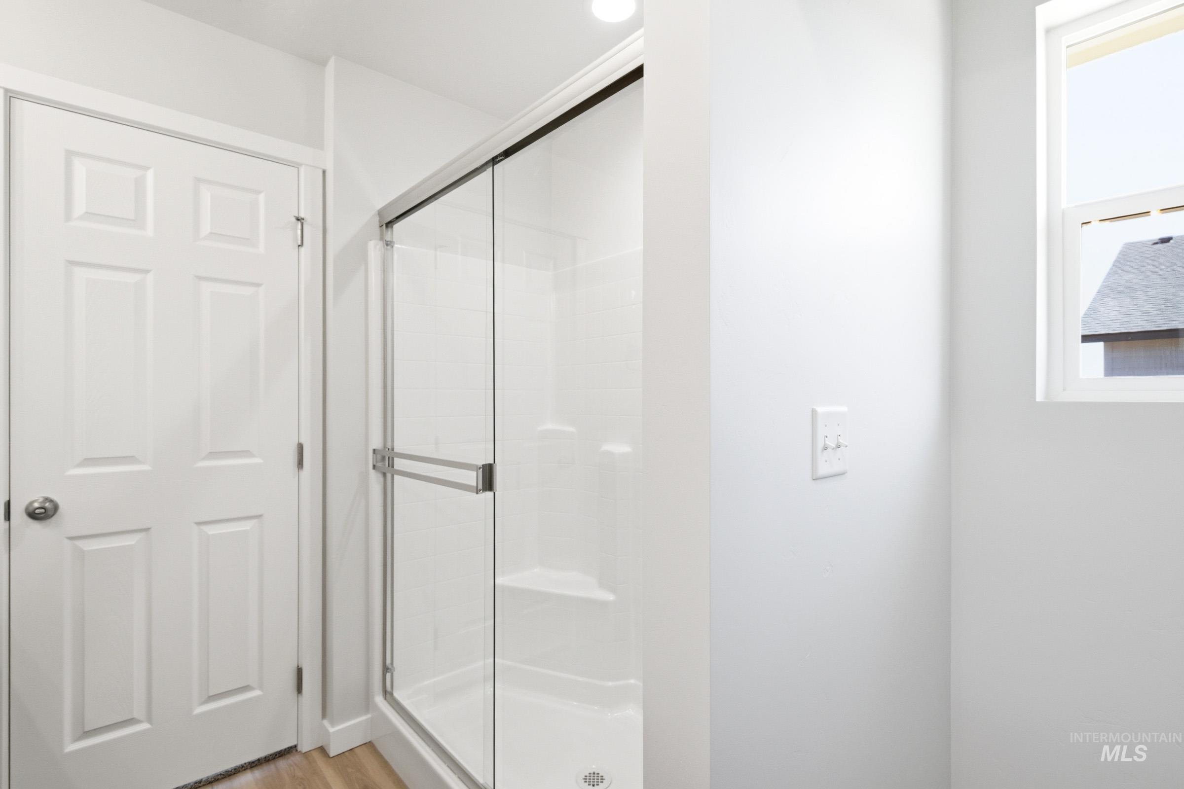 7092 E Marble Springs Dr, Nampa, Idaho 83687, 4 Bedrooms, 2 Bathrooms, Residential For Sale, Price $465,990, 98981864