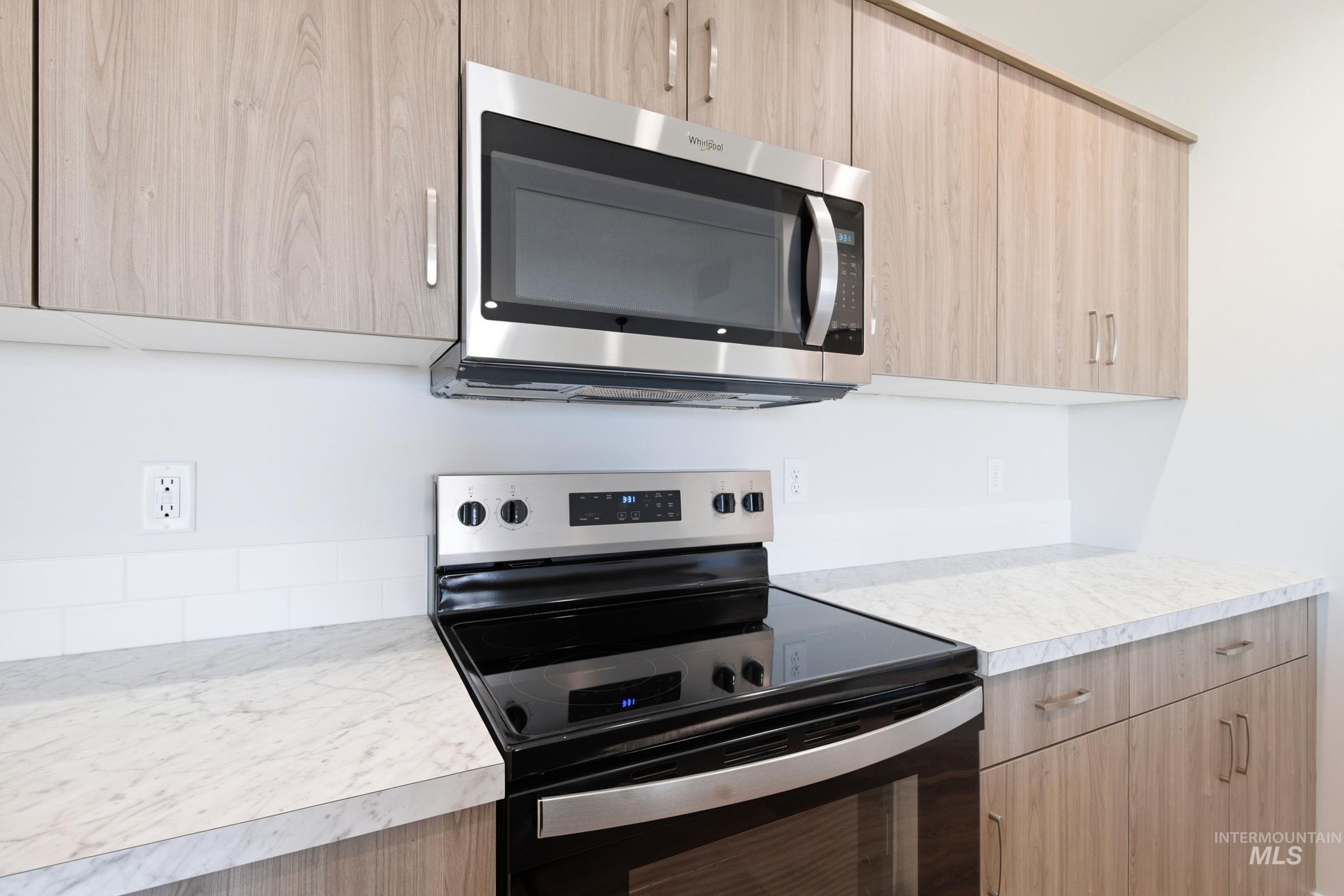 7092 E Marble Springs Dr, Nampa, Idaho 83687, 4 Bedrooms, 2 Bathrooms, Residential For Sale, Price $465,990, 98981864