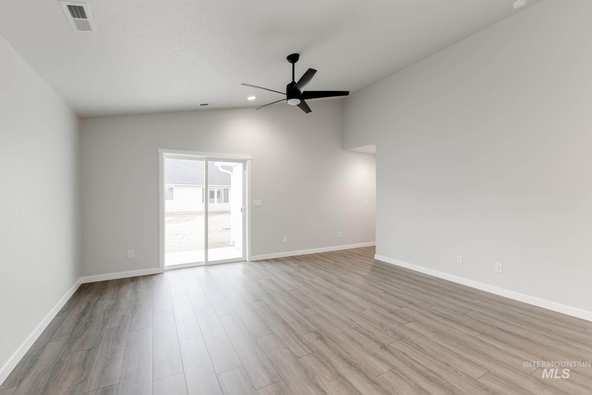 4120 Austin St, Caldwell, Idaho 83605, 3 Bedrooms, 2 Bathrooms, Residential For Sale, Price $399,990, 98981866