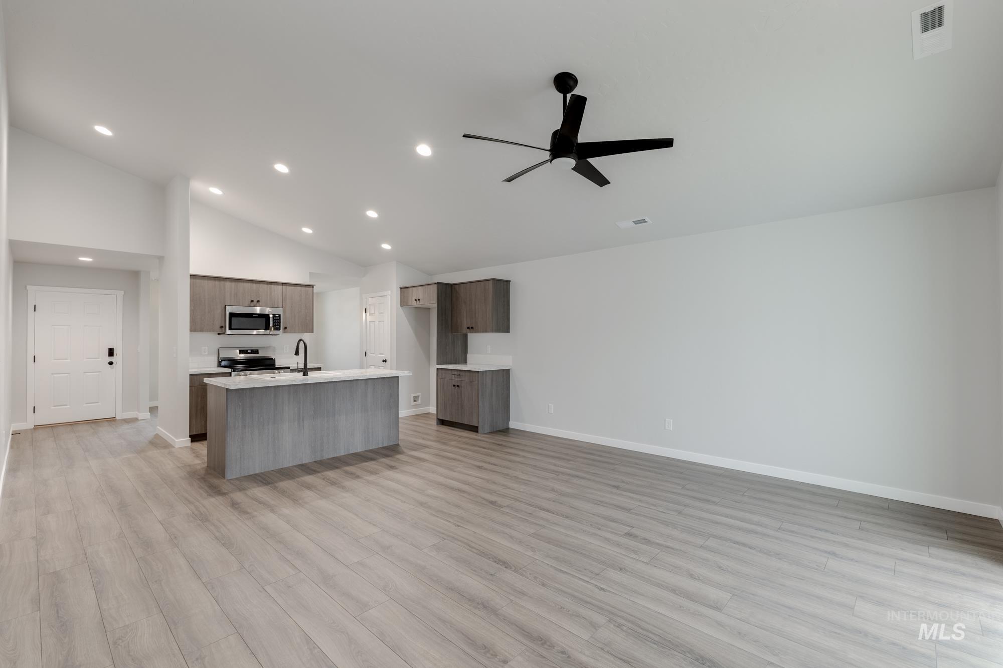 4120 Austin St, Caldwell, Idaho 83605, 3 Bedrooms, 2 Bathrooms, Residential For Sale, Price $399,990, 98981866