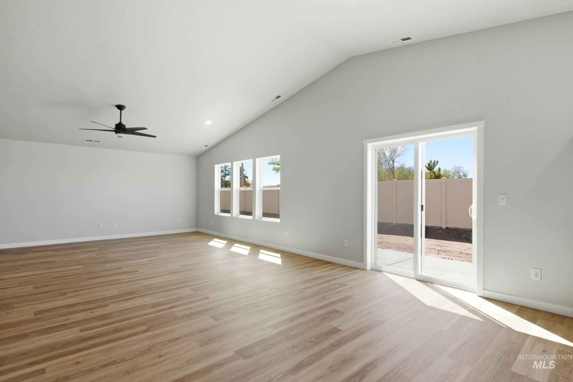 493 Waverly Ave, Middleton, Idaho 83644, 4 Bedrooms, 2 Bathrooms, Residential For Sale, Price $466,990,MLS 98981867