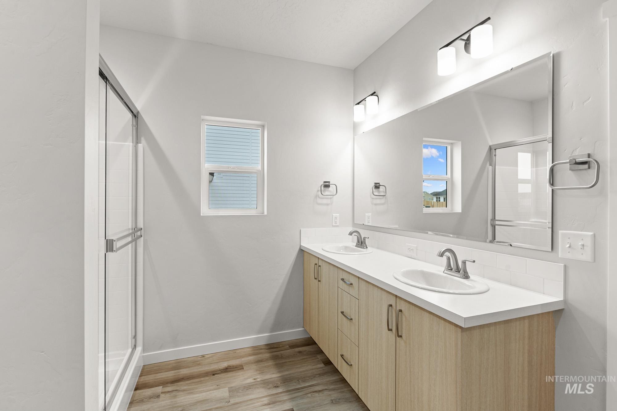 509 Waverly Ave, Middleton, Idaho 83644, 4 Bedrooms, 2 Bathrooms, Residential For Sale, Price $479,990, 98981869