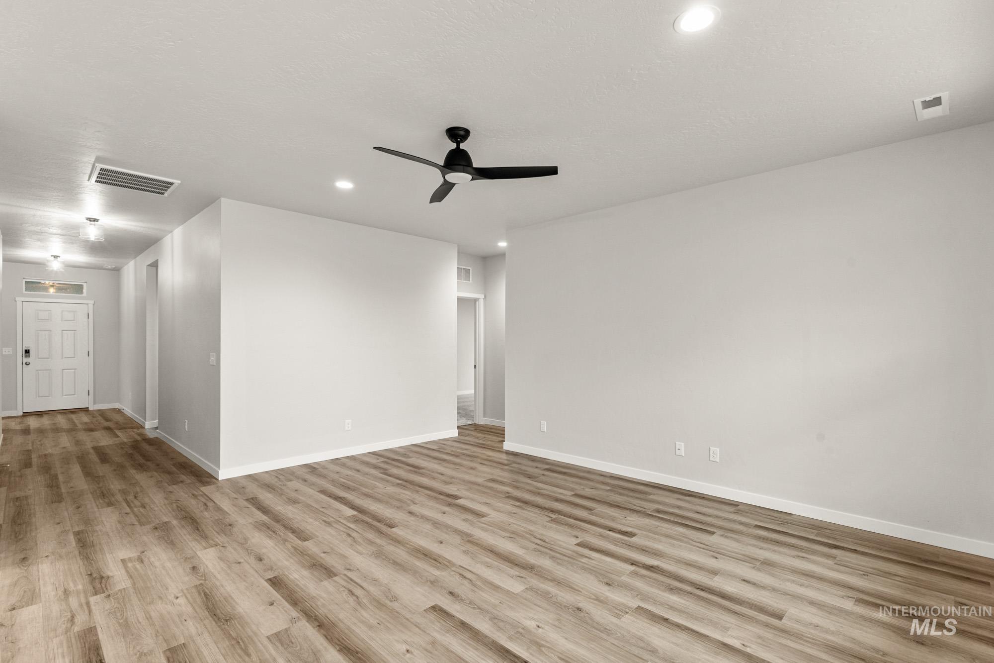 509 Waverly Ave, Middleton, Idaho 83644, 4 Bedrooms, 2 Bathrooms, Residential For Sale, Price $479,990, 98981869