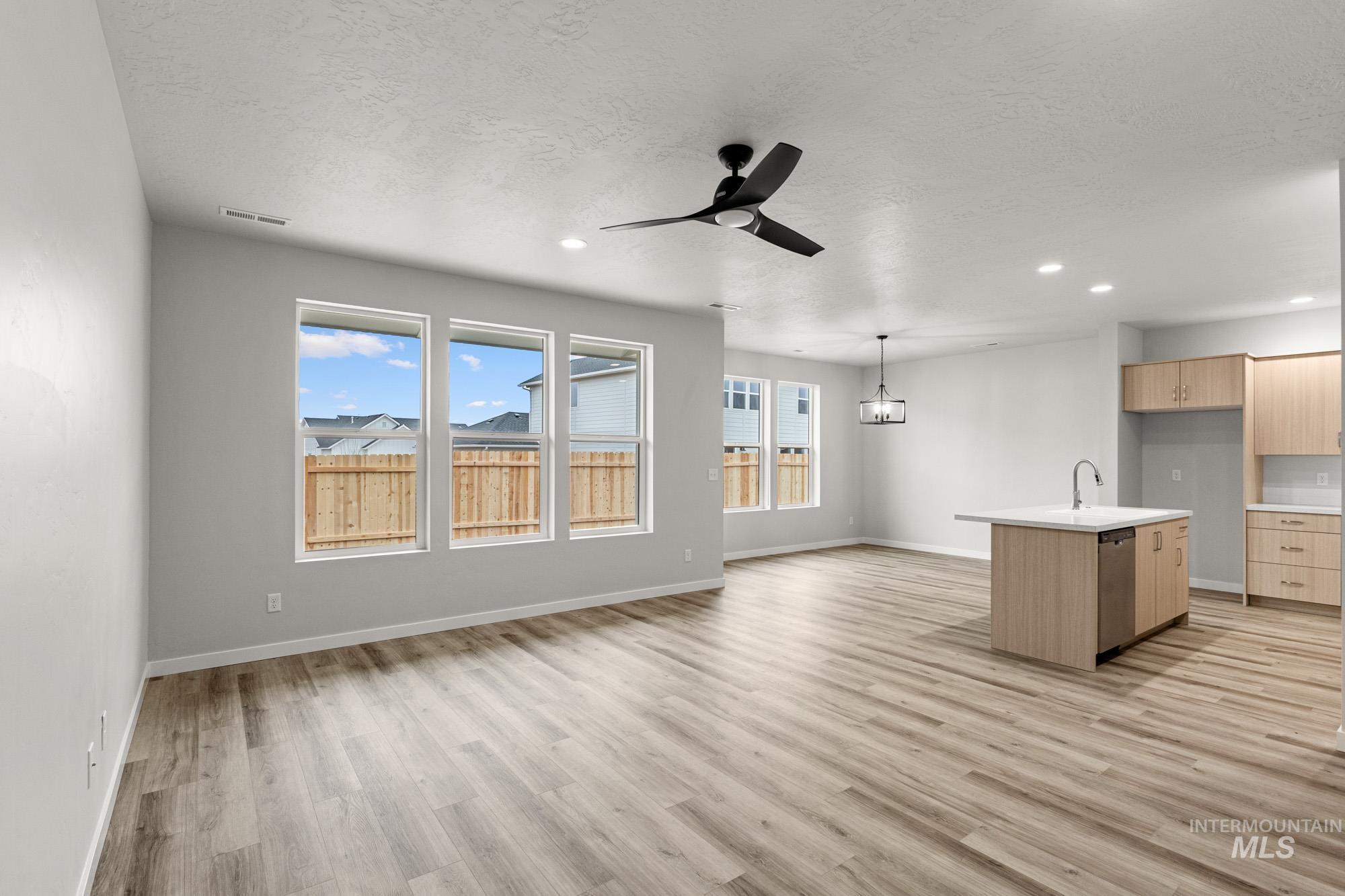 509 Waverly Ave, Middleton, Idaho 83644, 4 Bedrooms, 2 Bathrooms, Residential For Sale, Price $479,990, 98981869