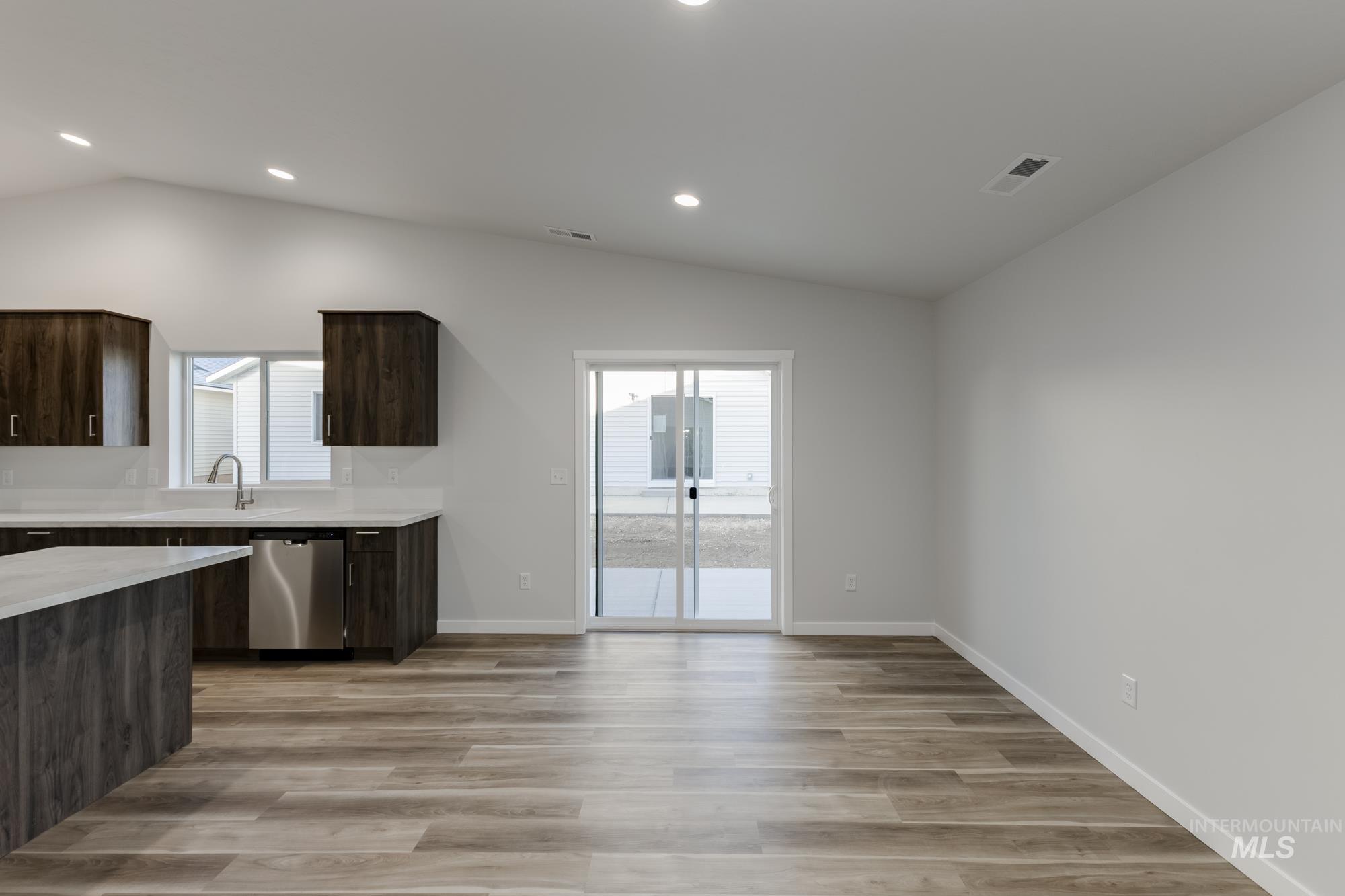 501 Waverly Ave, Middleton, Idaho 83644, 4 Bedrooms, 2 Bathrooms, Residential For Sale, Price $454,990, 98981870