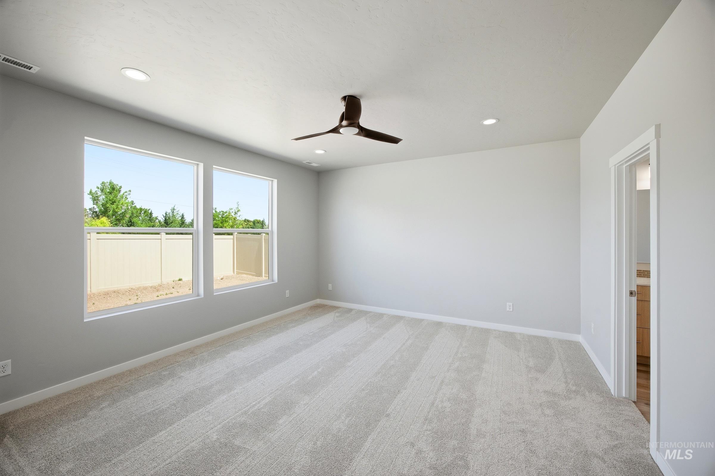 1038 W Cub River Dr, Meridian, Idaho 83642, 4 Bedrooms, 2.5 Bathrooms, Residential For Sale, Price $615,990, 98981871