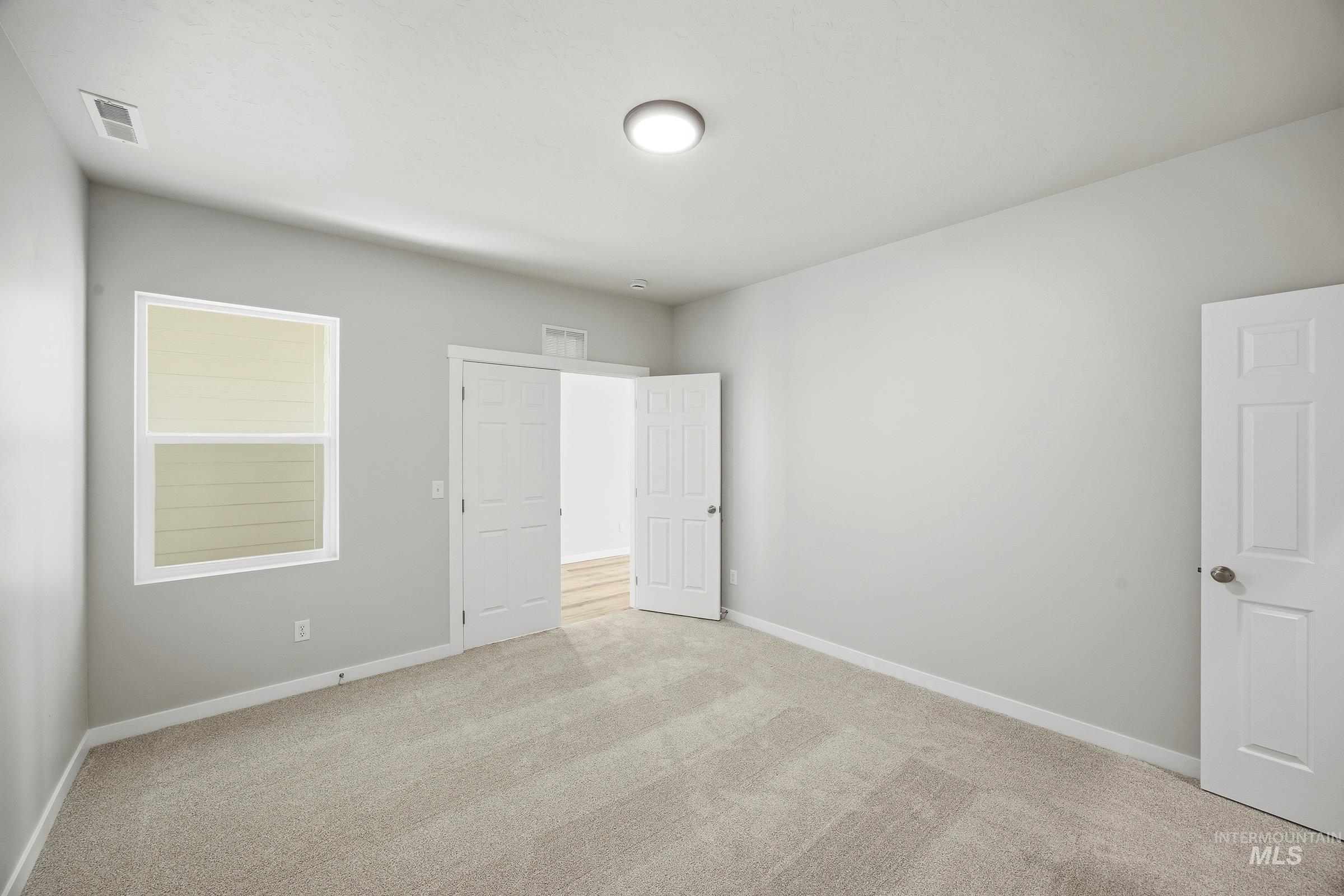 1038 W Cub River Dr, Meridian, Idaho 83642, 4 Bedrooms, 2.5 Bathrooms, Residential For Sale, Price $615,990, 98981871