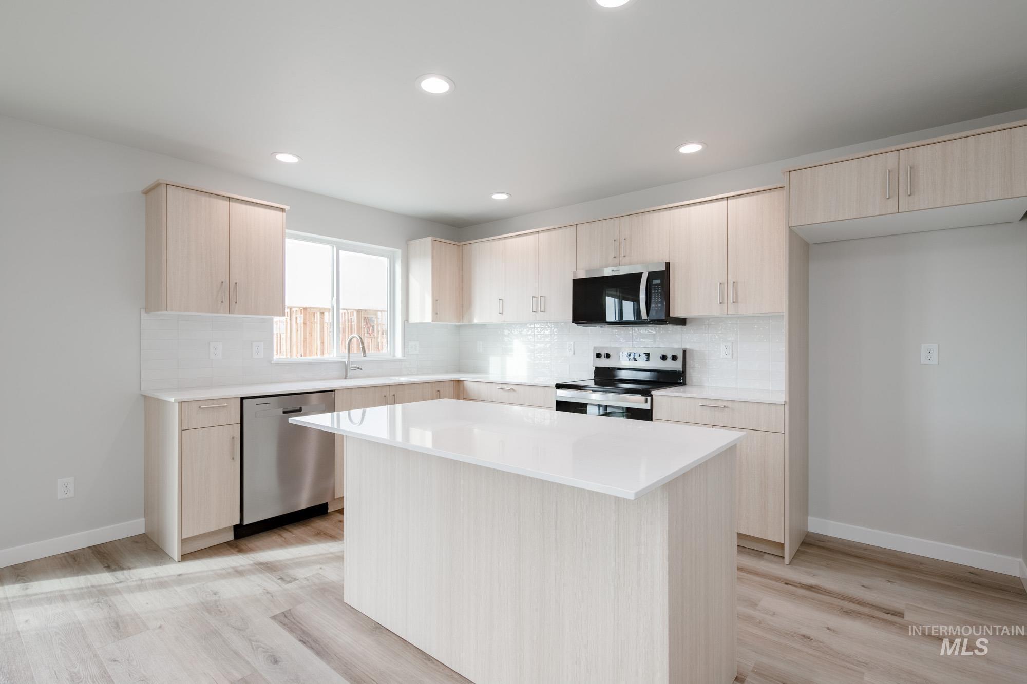 1298 W Pack River Dr, Meridian, Idaho 83642, 4 Bedrooms, 2.5 Bathrooms, Residential For Sale, Price $579,990, 98981872