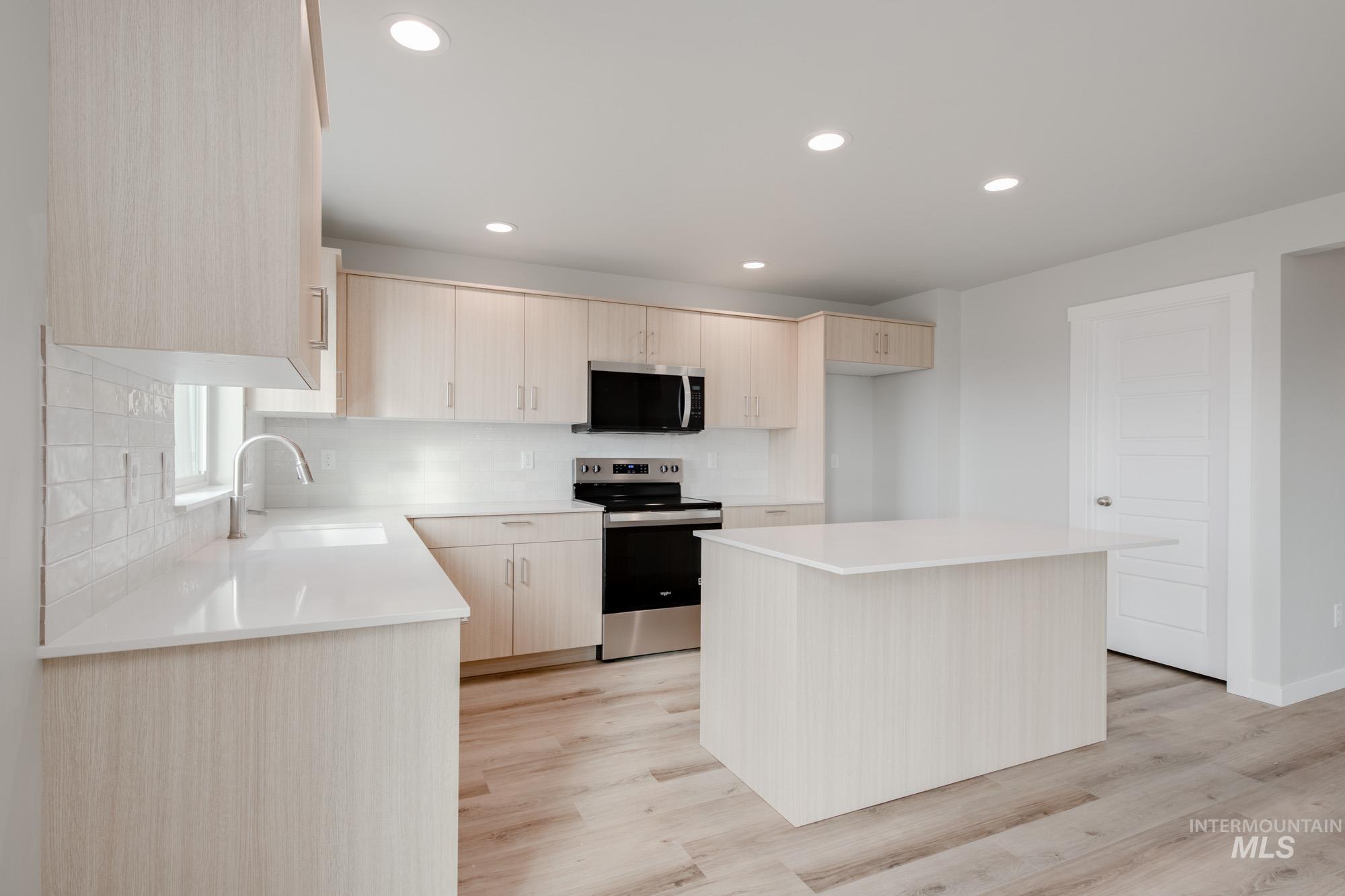 1298 W Pack River Dr, Meridian, Idaho 83642, 4 Bedrooms, 2.5 Bathrooms, Residential For Sale, Price $579,990, 98981872