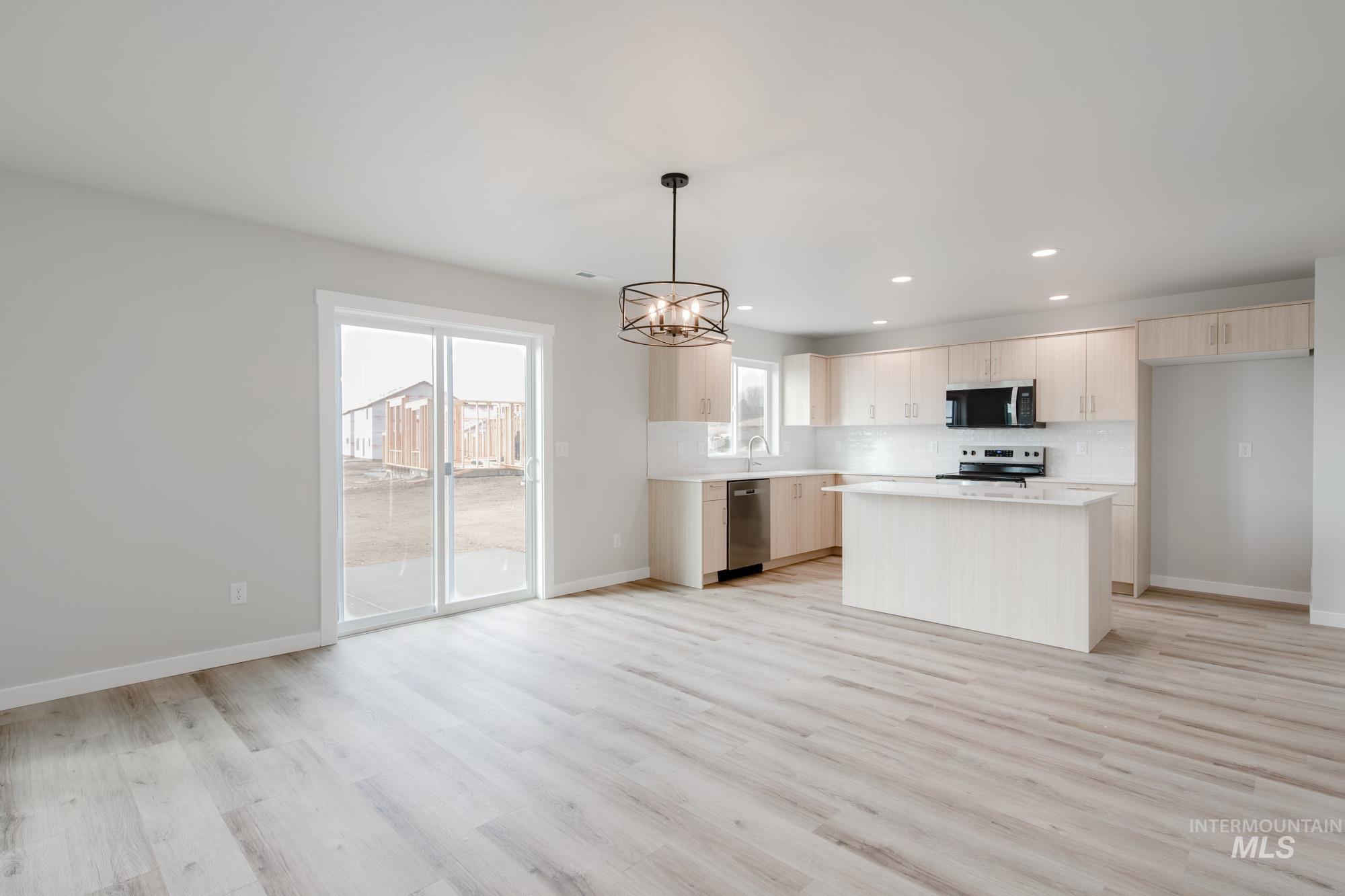 1298 W Pack River Dr, Meridian, Idaho 83642, 4 Bedrooms, 2.5 Bathrooms, Residential For Sale, Price $579,990, 98981872