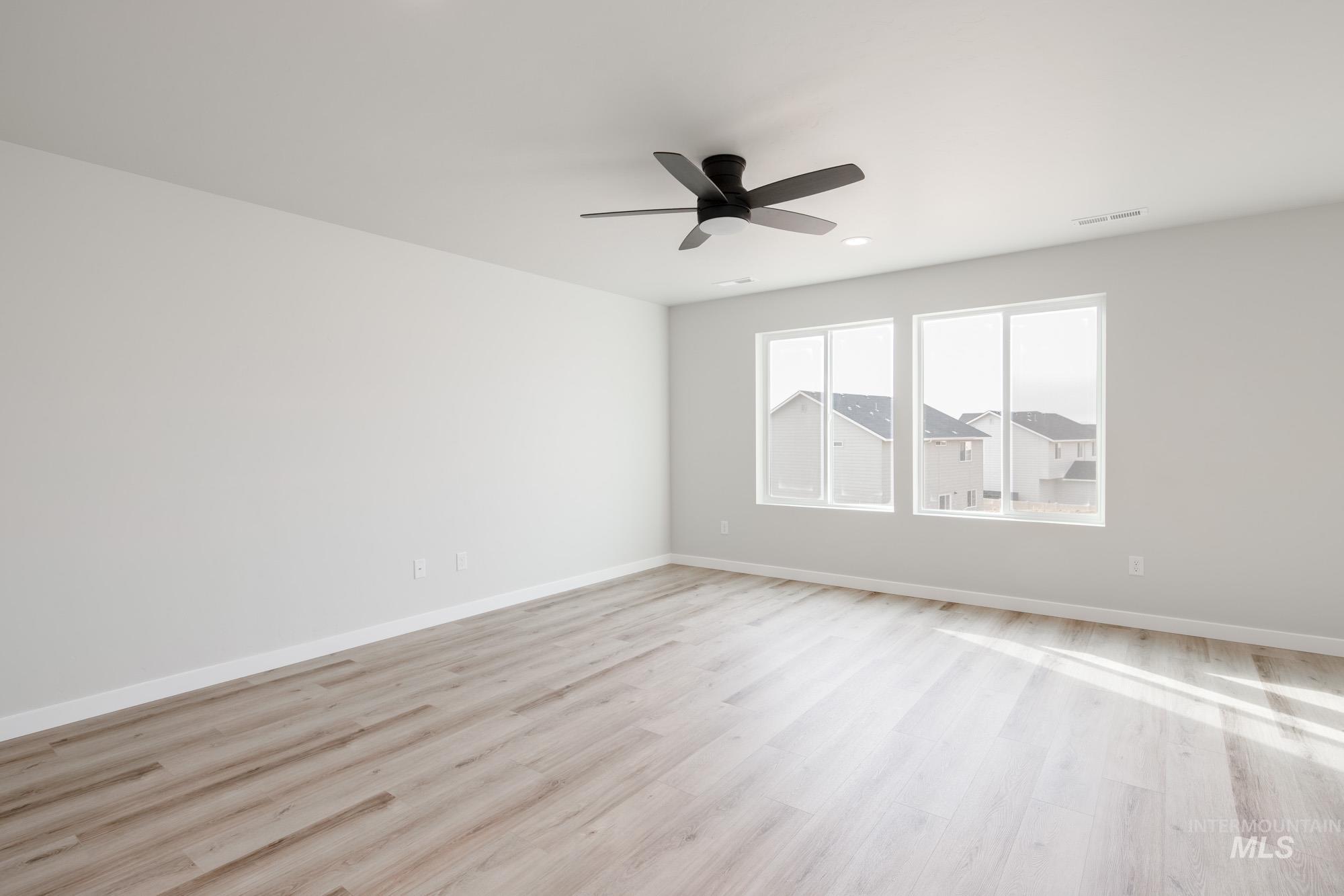 1298 W Pack River Dr, Meridian, Idaho 83642, 4 Bedrooms, 2.5 Bathrooms, Residential For Sale, Price $579,990, 98981872