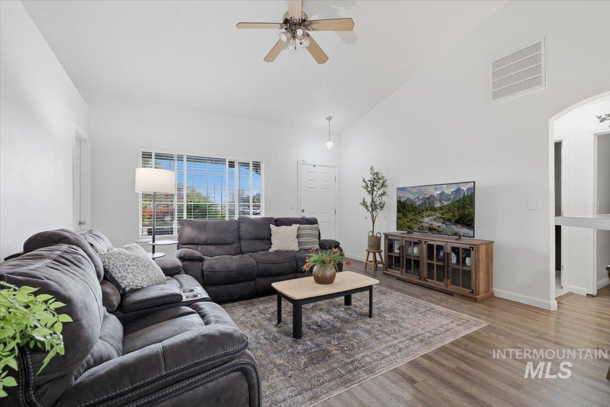 2518 Strayhorn Dr., Caldwell, Idaho 83607, 4 Bedrooms, 2 Bathrooms, Residential For Sale, Price $389,000, 98981889