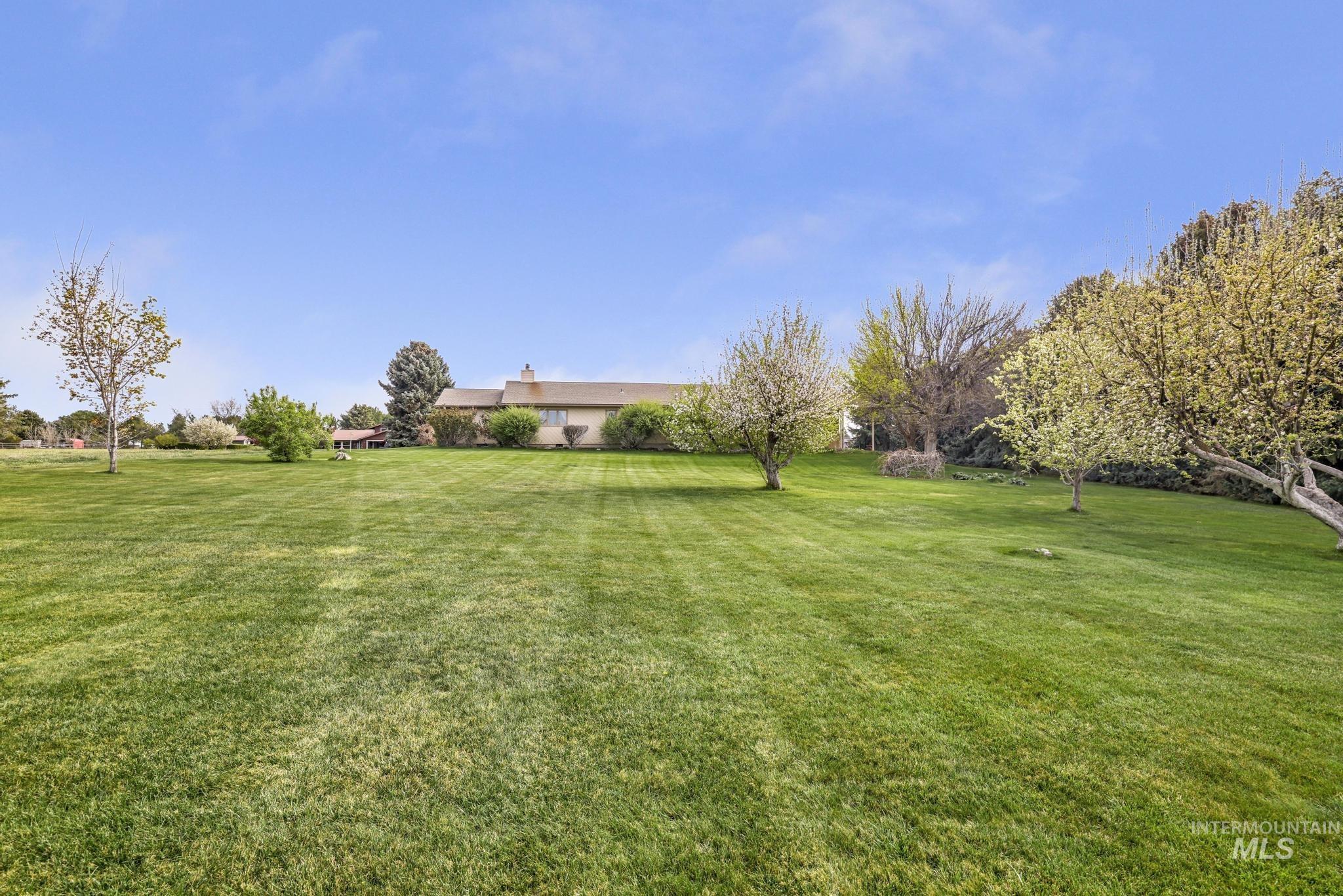 22 Horseshoe Cir, Jerome, Idaho 83338-5984, 3 Bedrooms, 2 Bathrooms, Residential For Sale, Price $600,000, 98981894