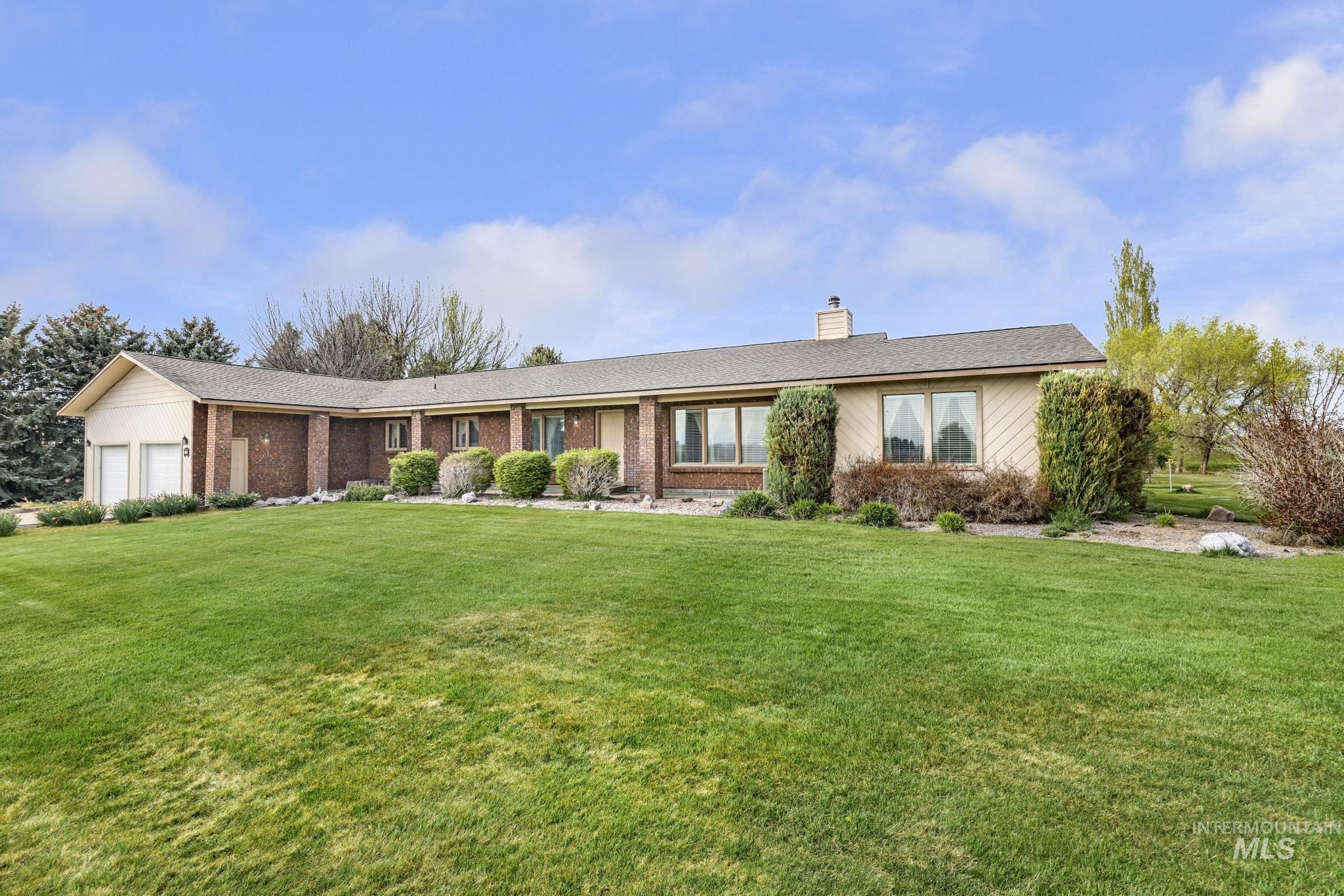 22 Horseshoe Cir, Jerome, Idaho 83338-5984, 3 Bedrooms, 2 Bathrooms, Residential For Sale, Price $600,000, 98981894