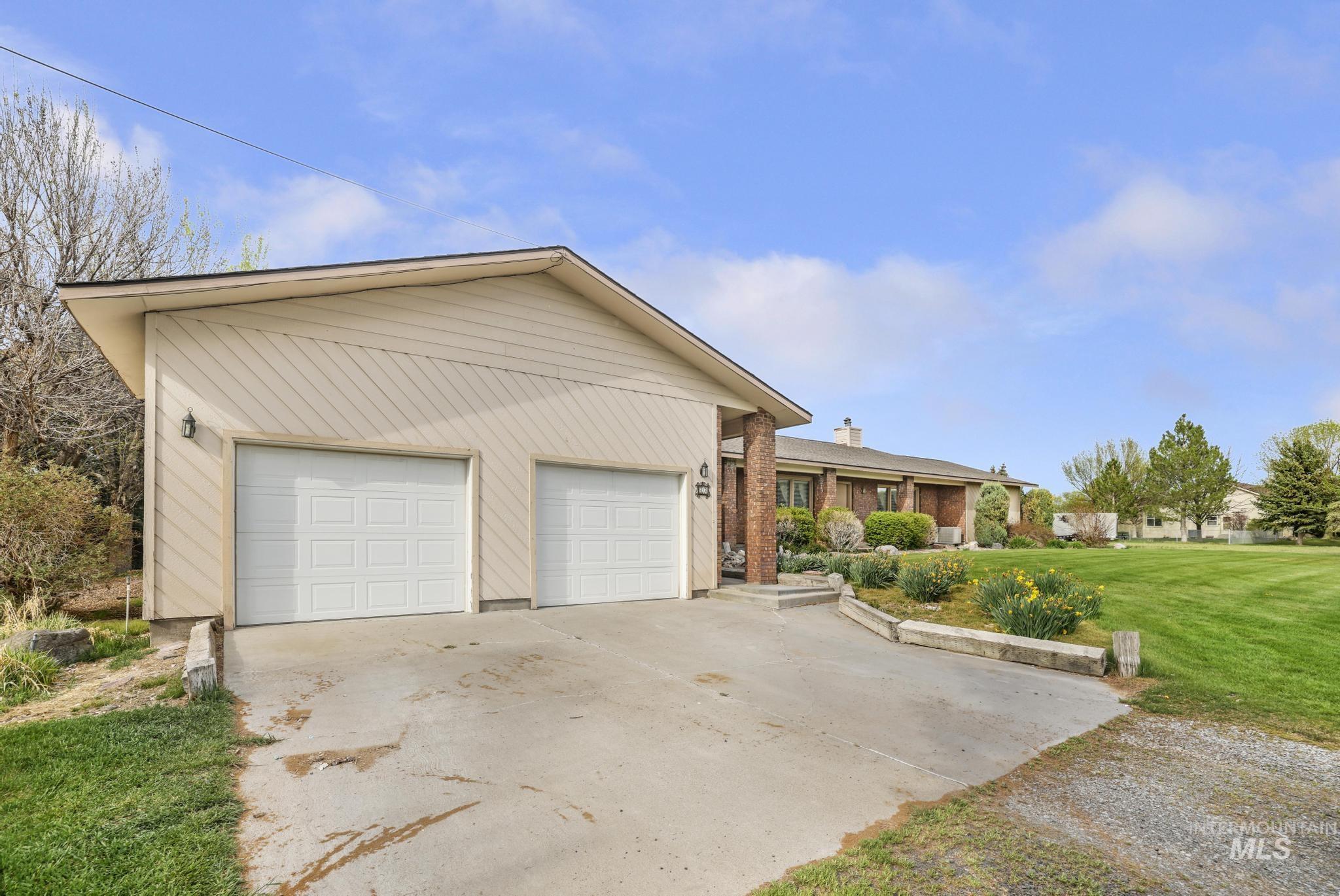 22 Horseshoe Cir, Jerome, Idaho 83338-5984, 3 Bedrooms, 2 Bathrooms, Residential For Sale, Price $600,000, 98981894