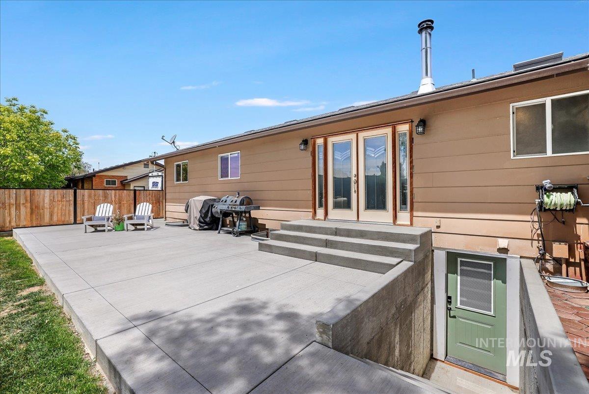 1011 Filer Ave W, Twin Falls, Idaho 83301, 3 Bedrooms, 3 Bathrooms, Residential For Sale, Price $650,000,MLS 98981896