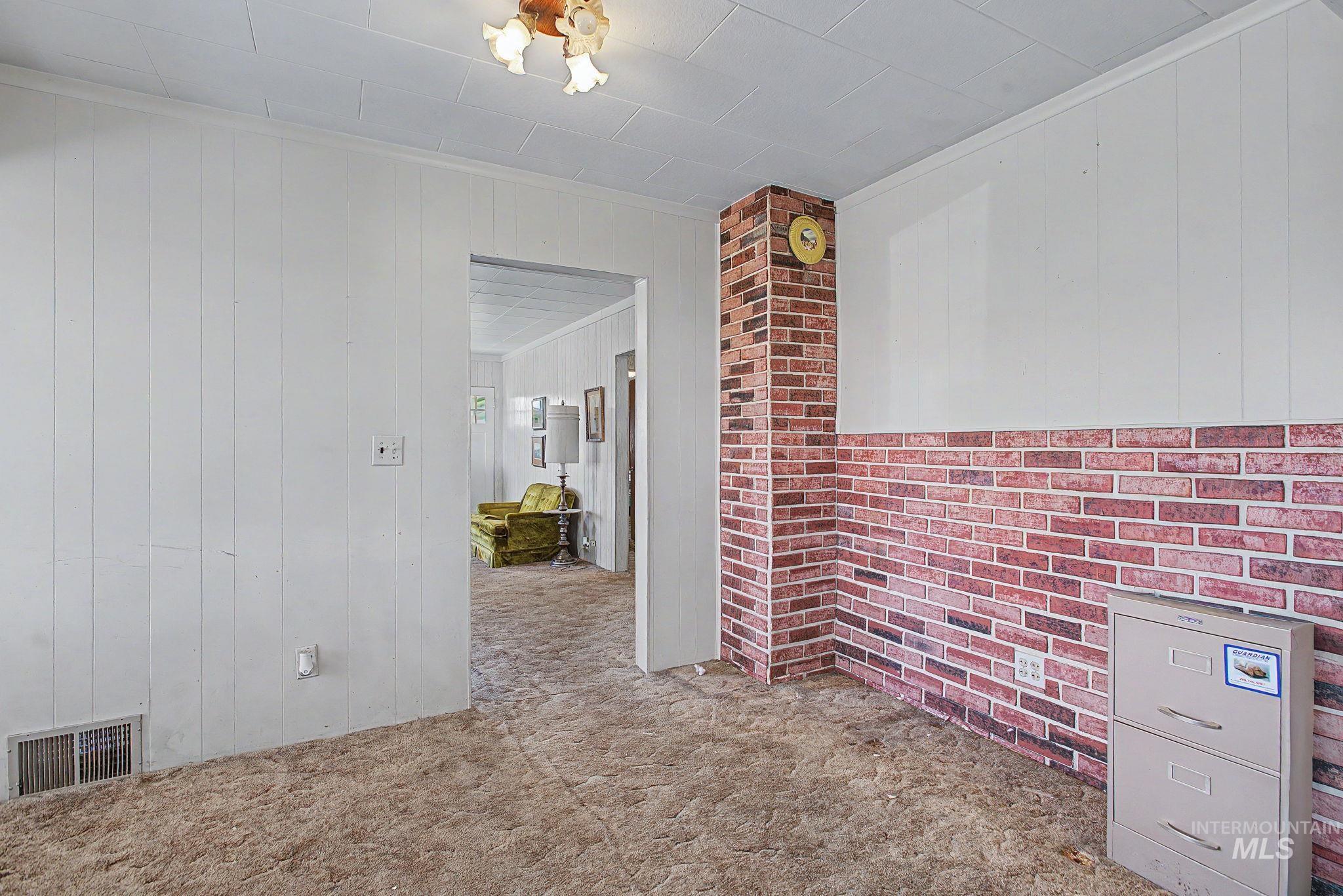 715 Bryden Avenue, Lewiston, Idaho 83501, 3 Bedrooms, 1.5 Bathrooms, Residential For Sale, Price $500,000, 98981900