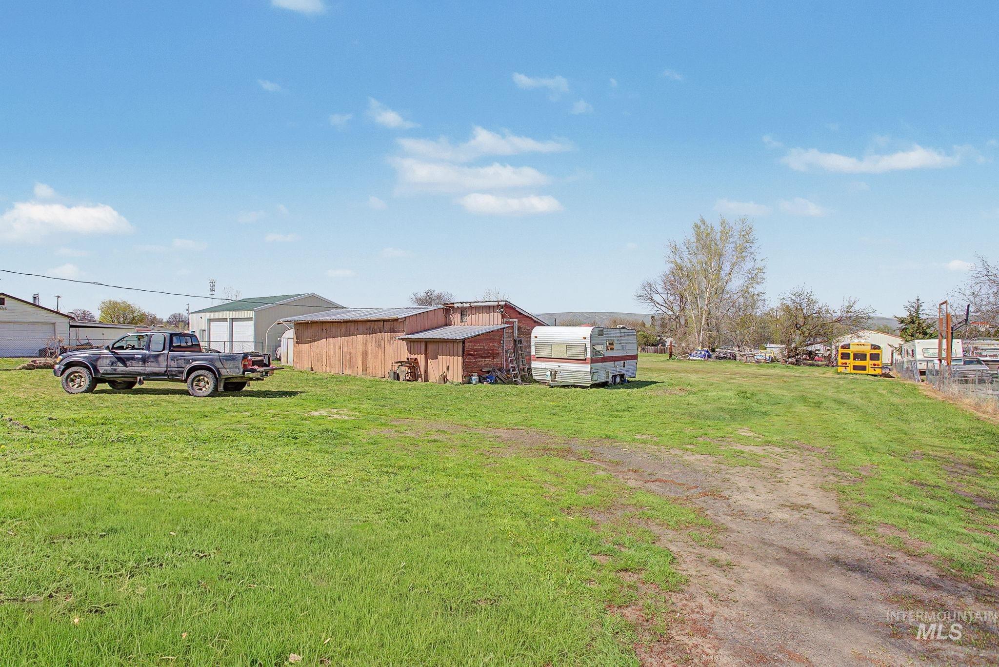 715 Bryden Avenue, Lewiston, Idaho 83501, 3 Bedrooms, 1.5 Bathrooms, Residential For Sale, Price $500,000, 98981900
