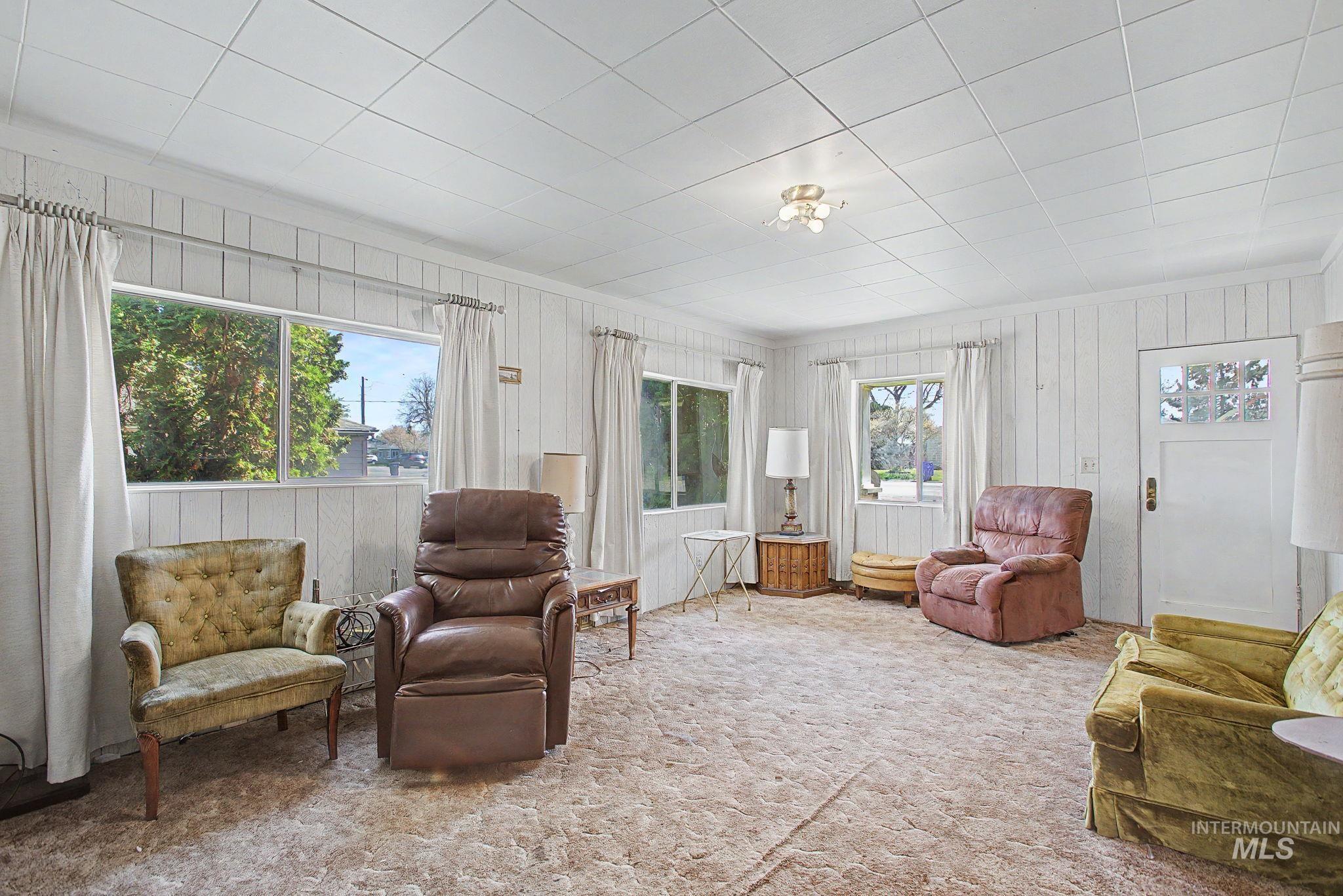 715 Bryden Avenue, Lewiston, Idaho 83501, 3 Bedrooms, 1.5 Bathrooms, Residential For Sale, Price $500,000, 98981900