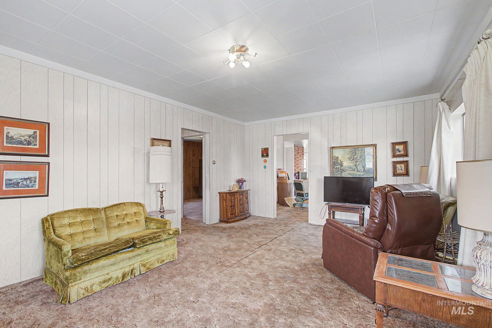 715 Bryden Avenue, Lewiston, Idaho 83501, 3 Bedrooms, 1.5 Bathrooms, Residential For Sale, Price $500,000, 98981900