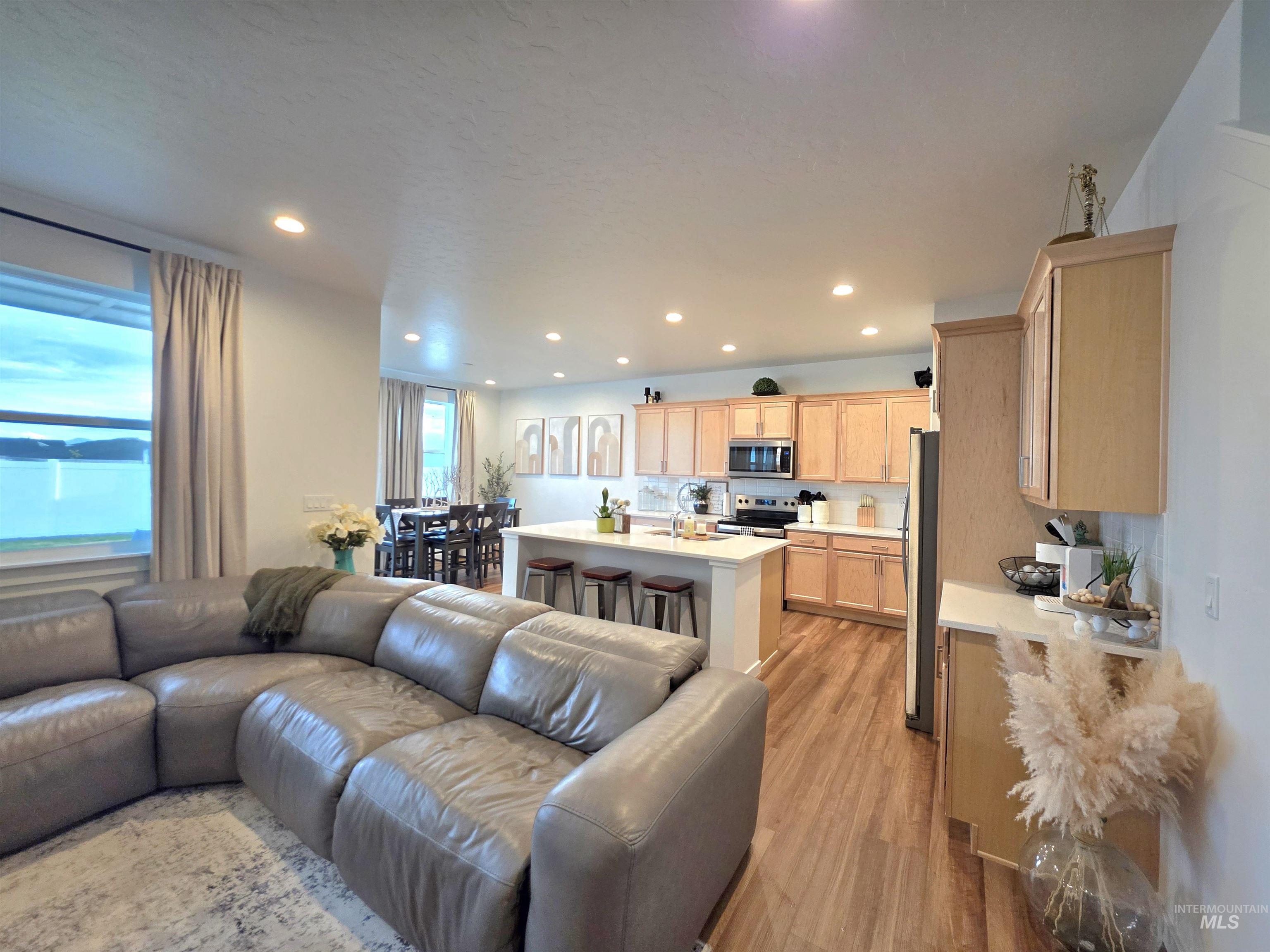 14555 Wing Spread Ct, Caldwell, Idaho 83607, 4 Bedrooms, 3 Bathrooms, Residential For Sale, Price $429,900, 98981901