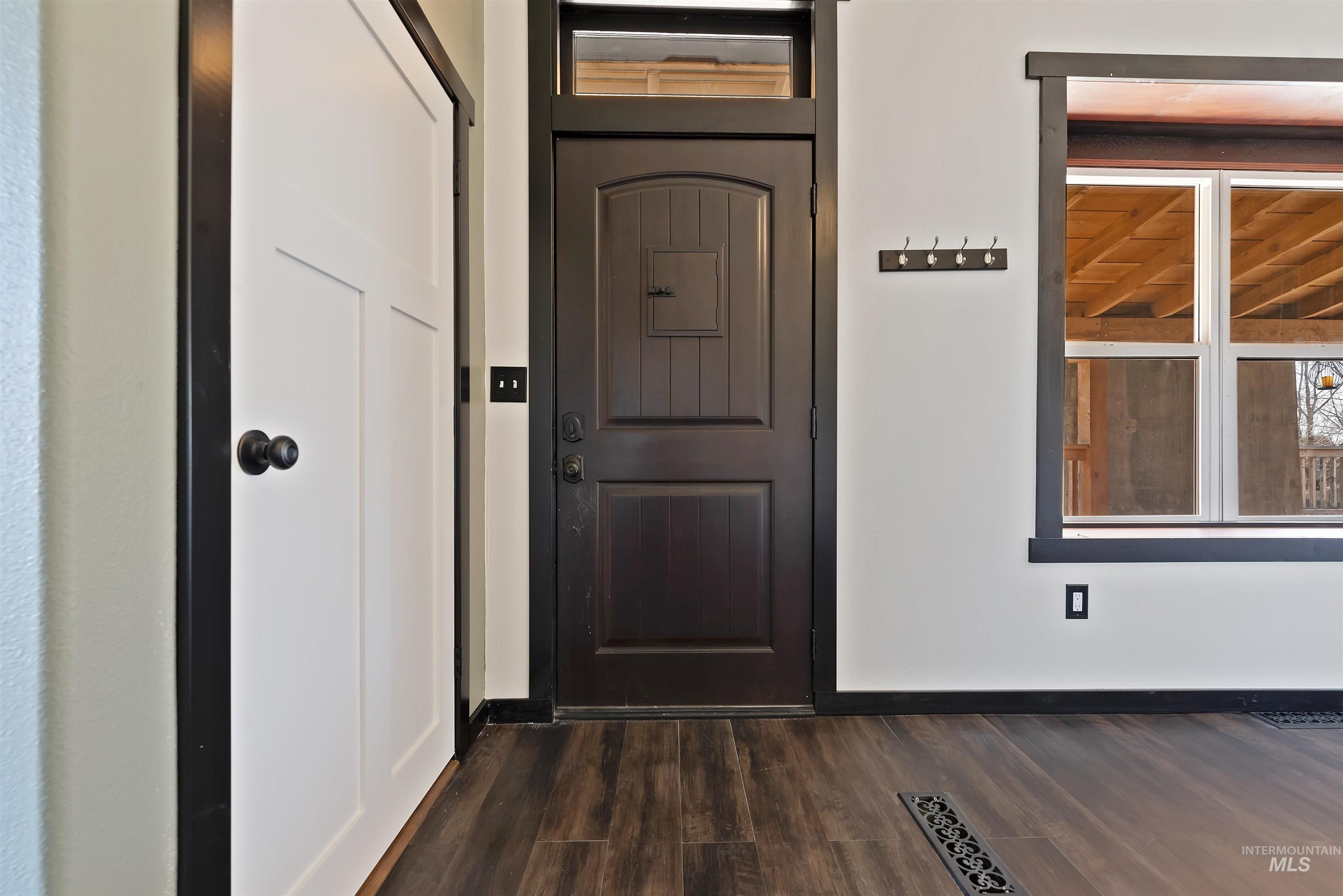 2480 Galey Street, Weiser, Idaho 83672, 2 Bedrooms, 2 Bathrooms, Residential For Sale, Price $360,000, 98981906