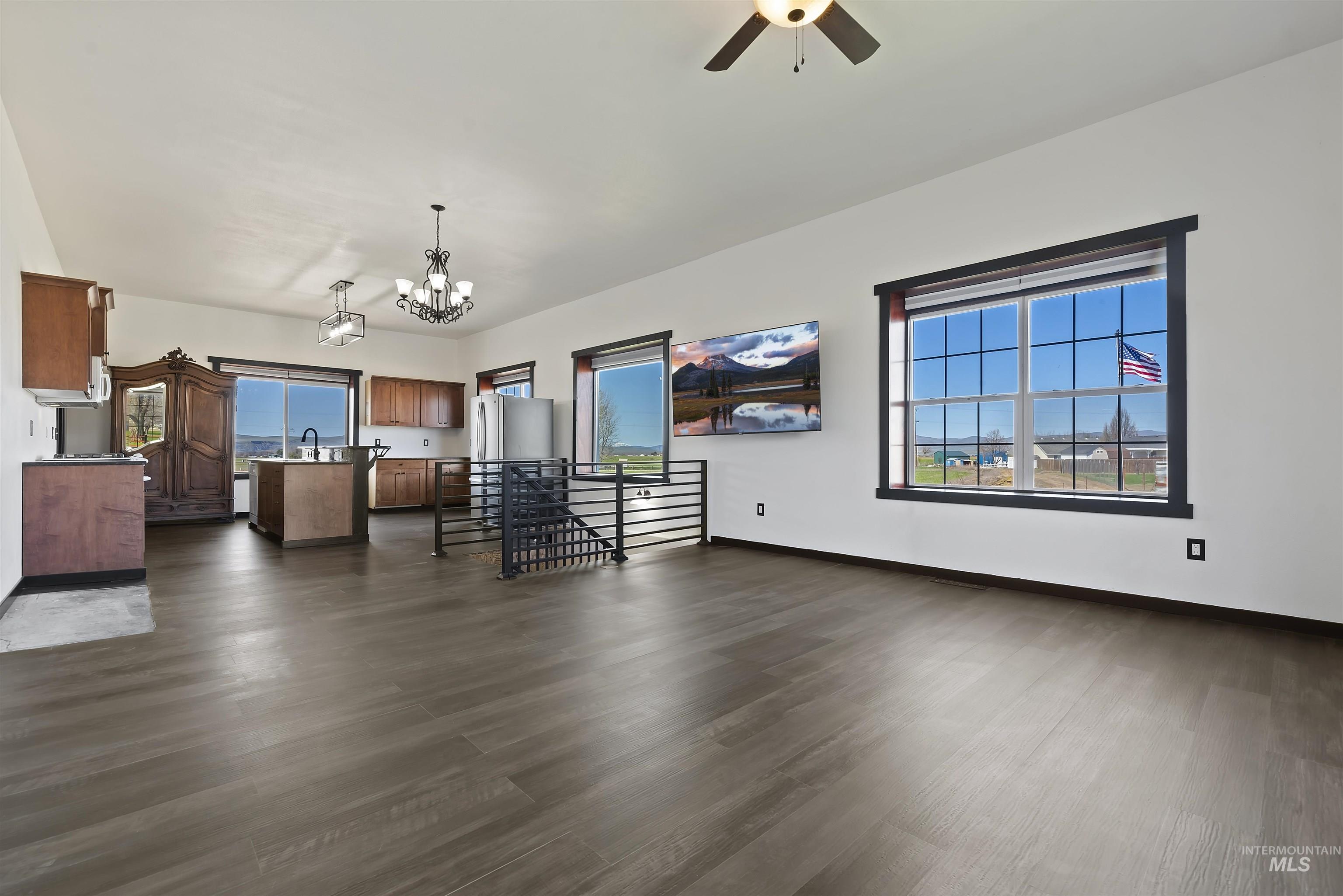 2480 Galey Street, Weiser, Idaho 83672, 2 Bedrooms, 2 Bathrooms, Residential For Sale, Price $360,000, 98981906