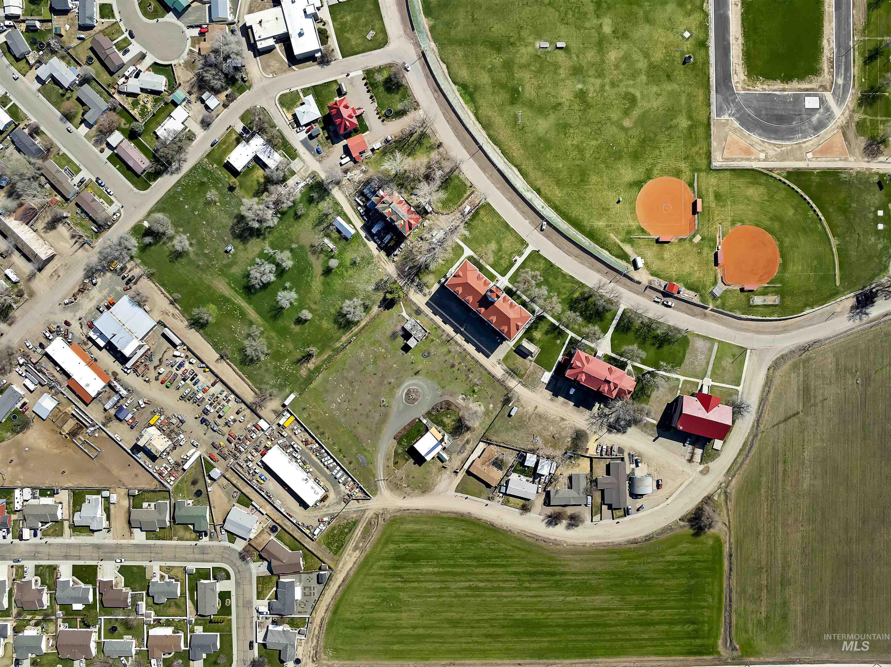 2480 Galey Street, Weiser, Idaho 83672, 2 Bedrooms, 2 Bathrooms, Residential For Sale, Price $360,000, 98981906