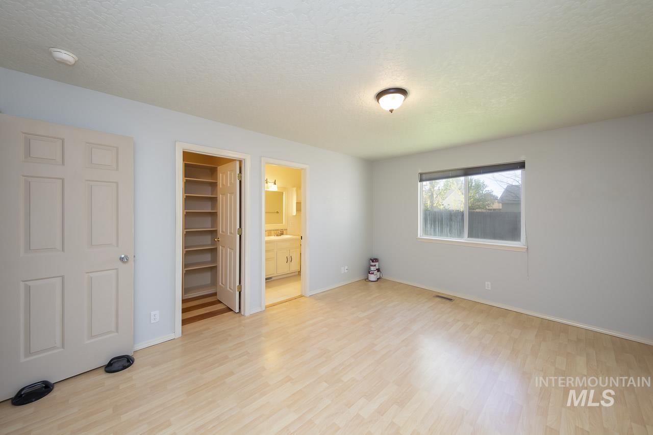 2605 Pebble Way, Nampa, Idaho 83686, 3 Bedrooms, 2 Bathrooms, Residential For Sale, Price $365,000, 98981911