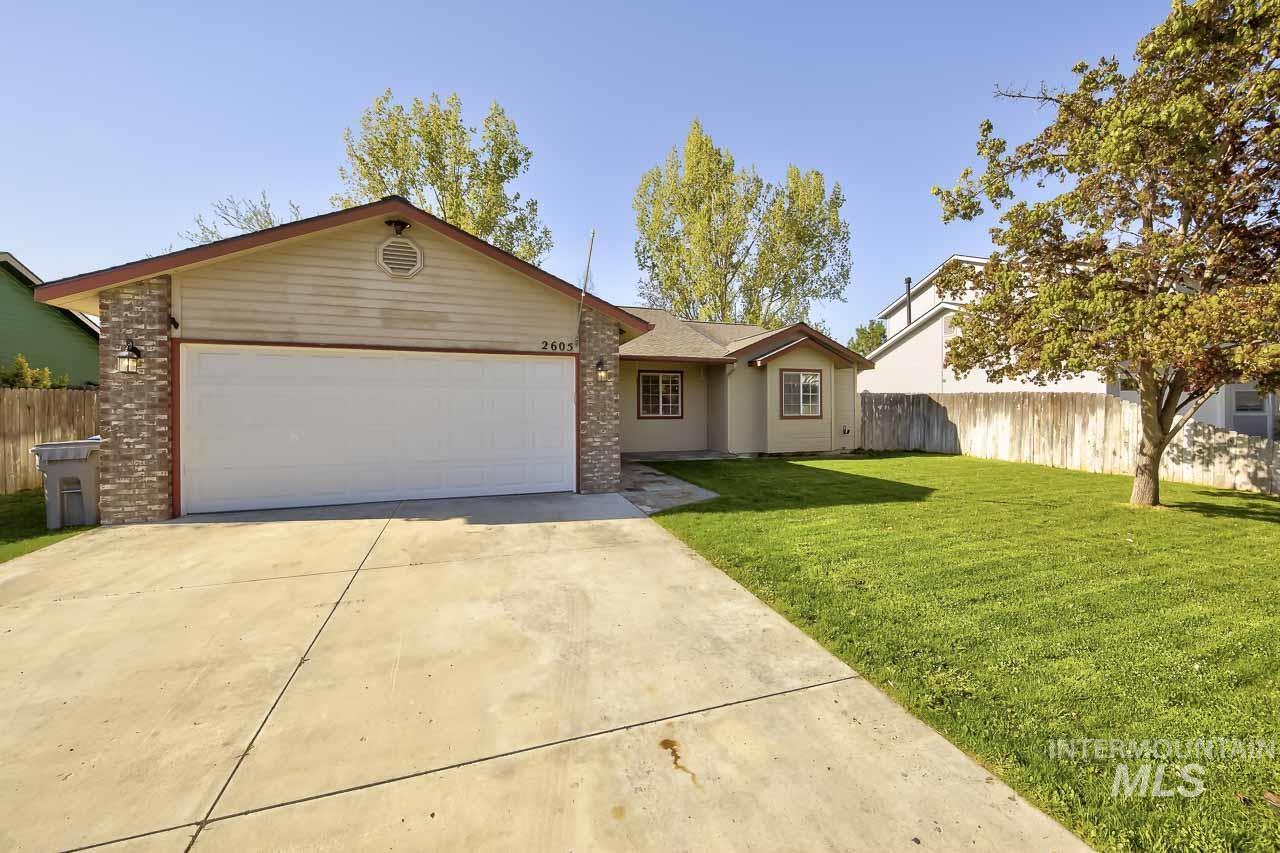 2605 Pebble Way, Nampa, Idaho 83686, 3 Bedrooms, 2 Bathrooms, Residential For Sale, Price $365,000, 98981911