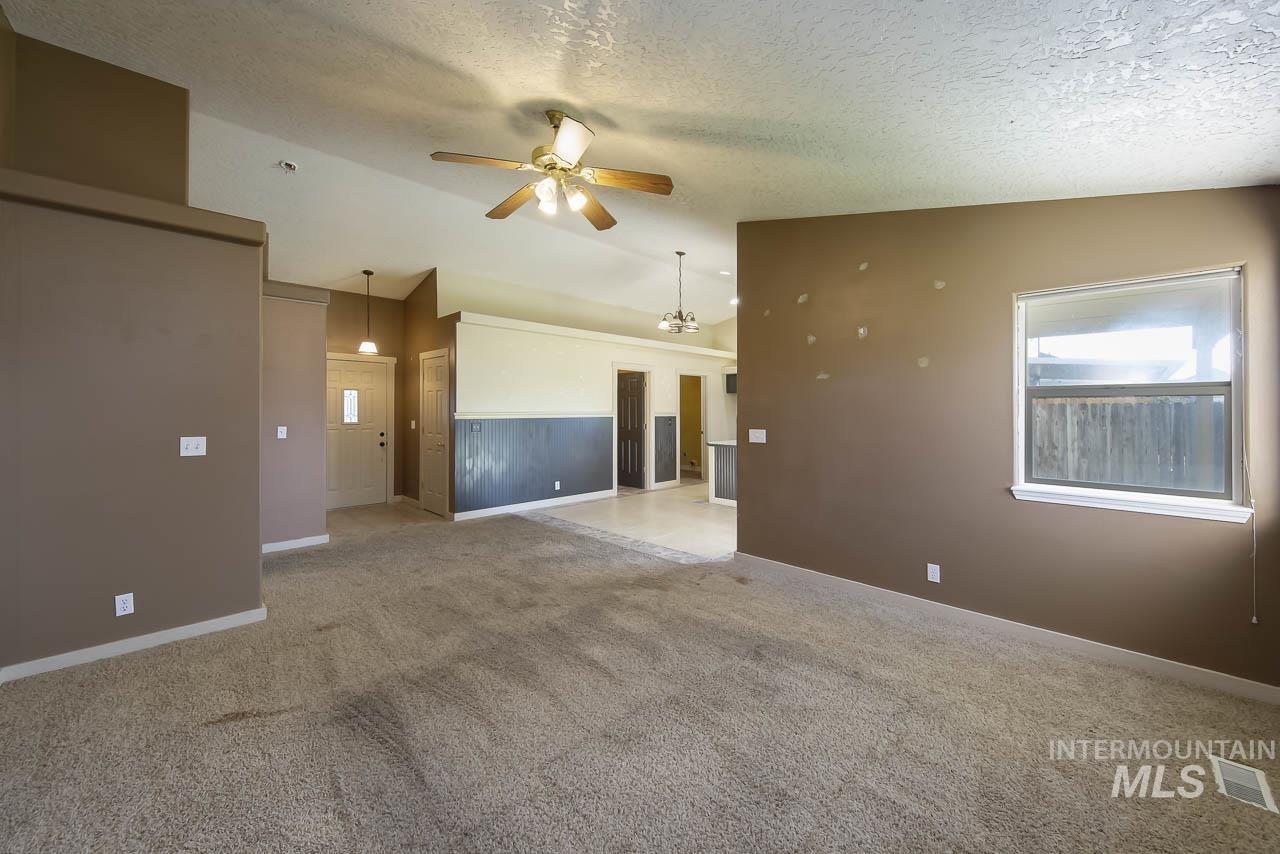 2605 Pebble Way, Nampa, Idaho 83686, 3 Bedrooms, 2 Bathrooms, Residential For Sale, Price $365,000, 98981911
