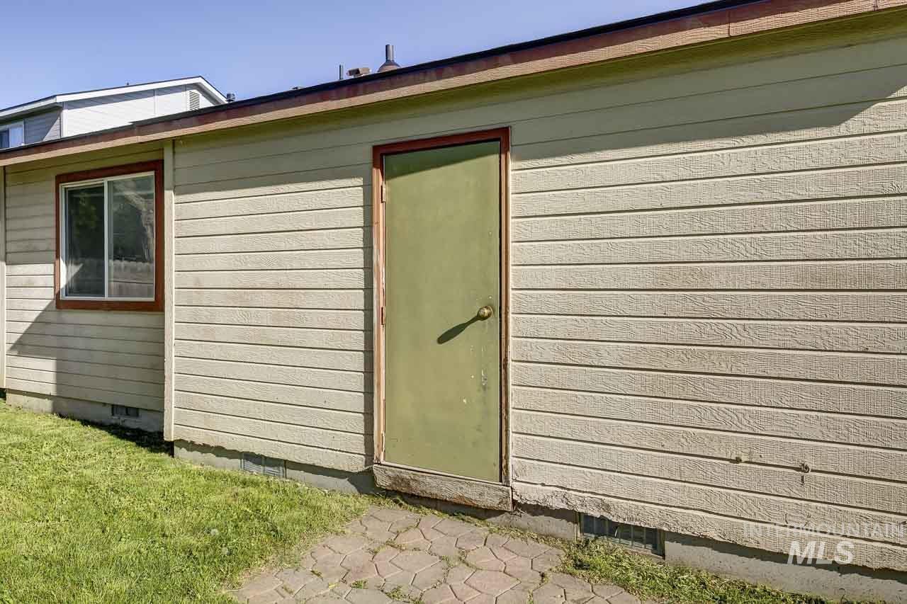 2605 Pebble Way, Nampa, Idaho 83686, 3 Bedrooms, 2 Bathrooms, Residential For Sale, Price $365,000, 98981911