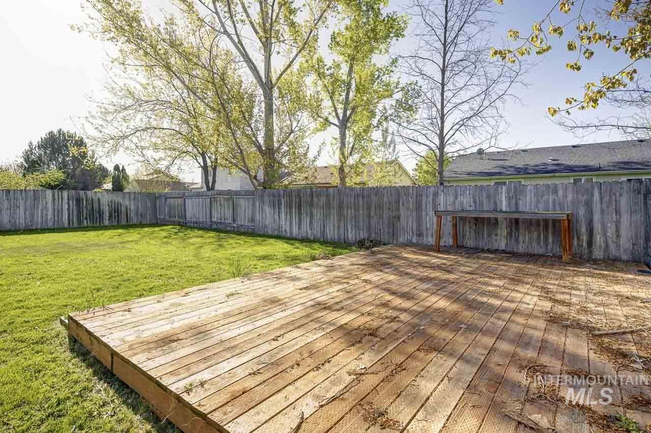 2605 Pebble Way, Nampa, Idaho 83686, 3 Bedrooms, 2 Bathrooms, Residential For Sale, Price $365,000, 98981911