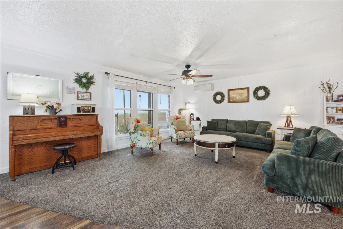5625 Sunset Rd, Fruitland, Idaho 83619, 4 Bedrooms, 2.5 Bathrooms, Residential For Sale, Price $649,900,MLS 98981919