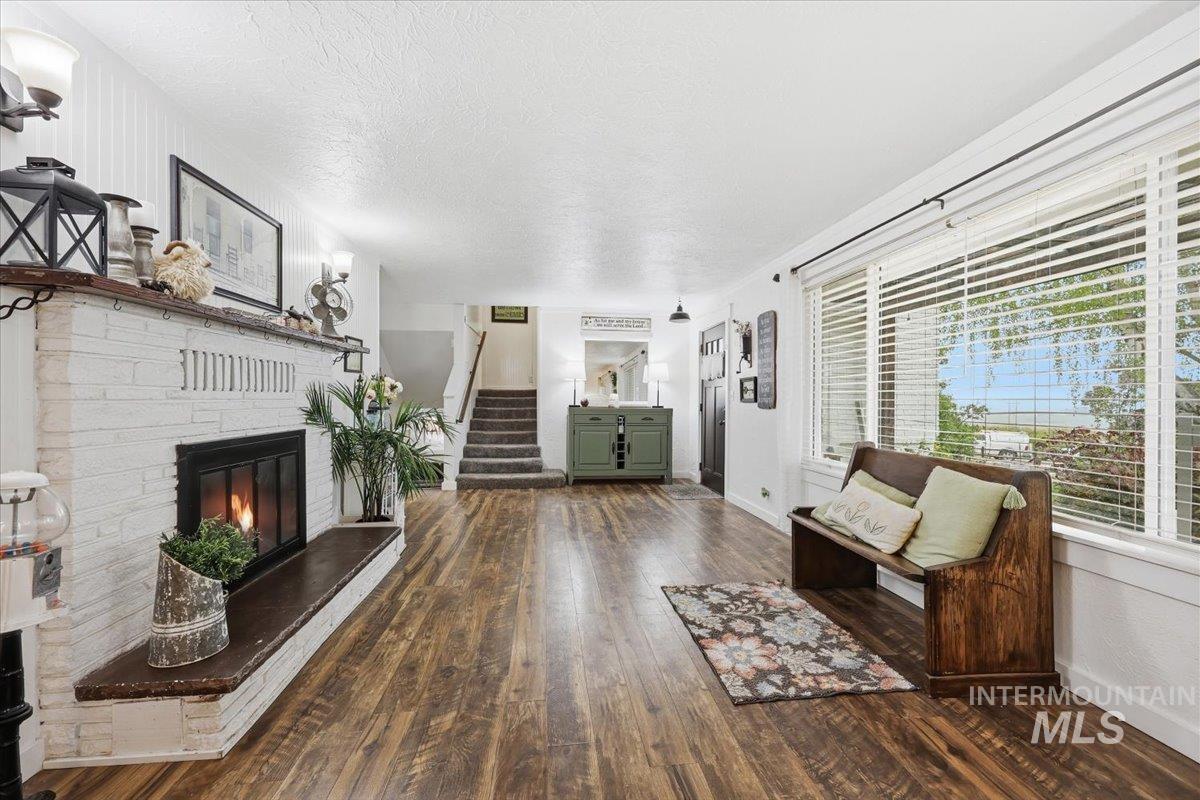 5625 Sunset Rd, Fruitland, Idaho 83619, 4 Bedrooms, 2.5 Bathrooms, Residential For Sale, Price $694,900, 98981919