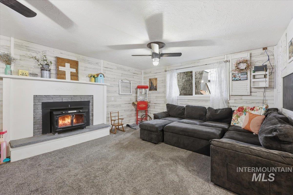 5625 Sunset Rd, Fruitland, Idaho 83619, 4 Bedrooms, 2.5 Bathrooms, Residential For Sale, Price $649,900,MLS 98981919