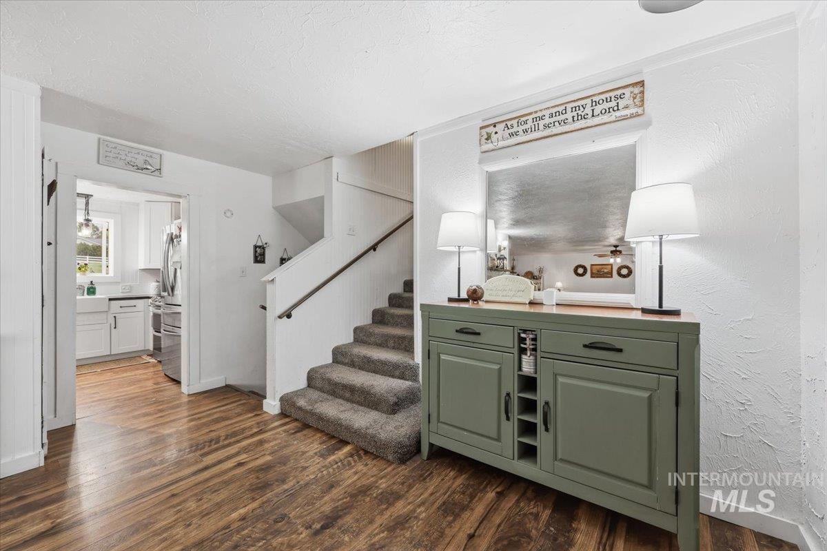 5625 Sunset Rd, Fruitland, Idaho 83619, 4 Bedrooms, 2.5 Bathrooms, Residential For Sale, Price $694,900, 98981919