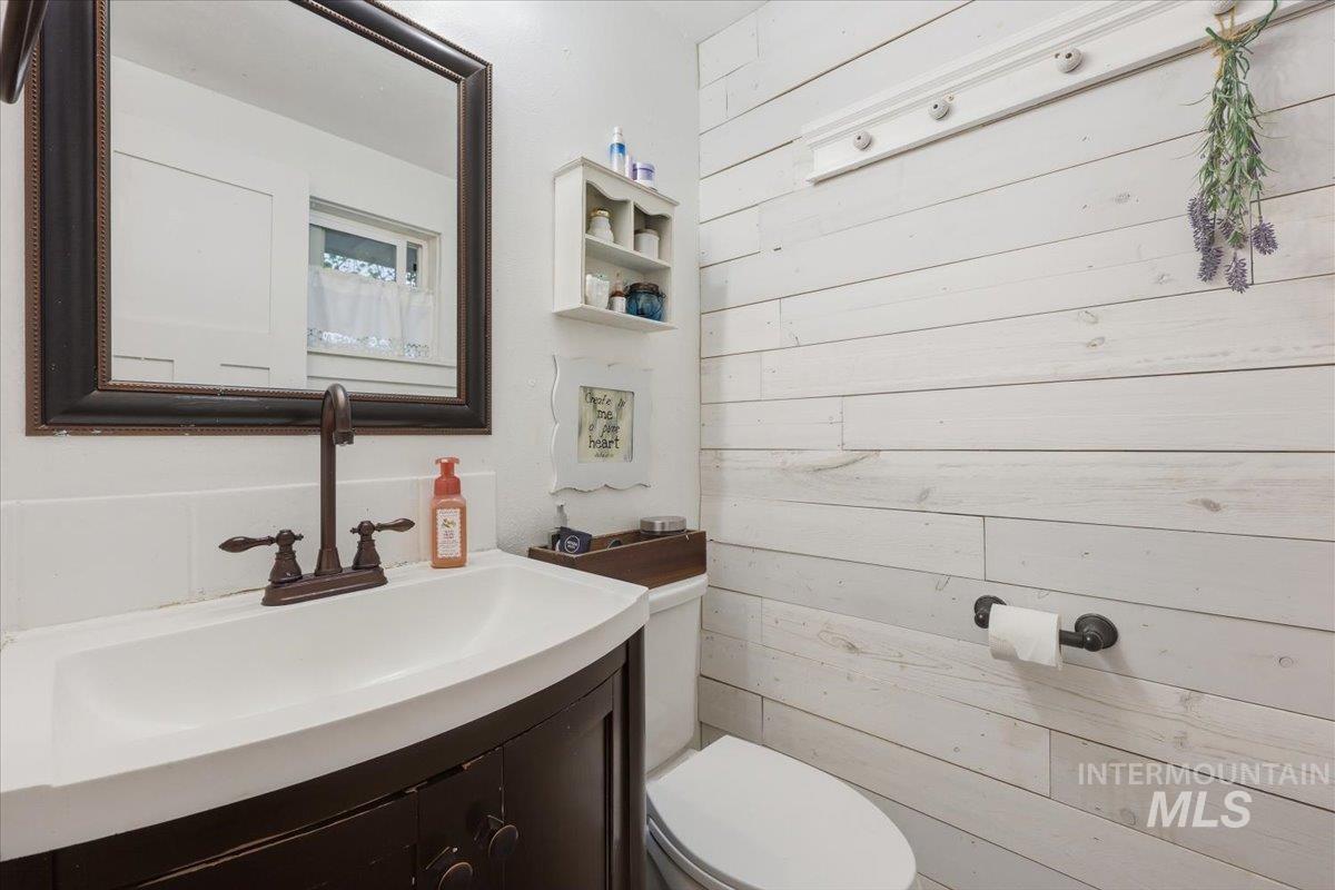 5625 Sunset Rd, Fruitland, Idaho 83619, 4 Bedrooms, 2.5 Bathrooms, Residential For Sale, Price $694,900, 98981919