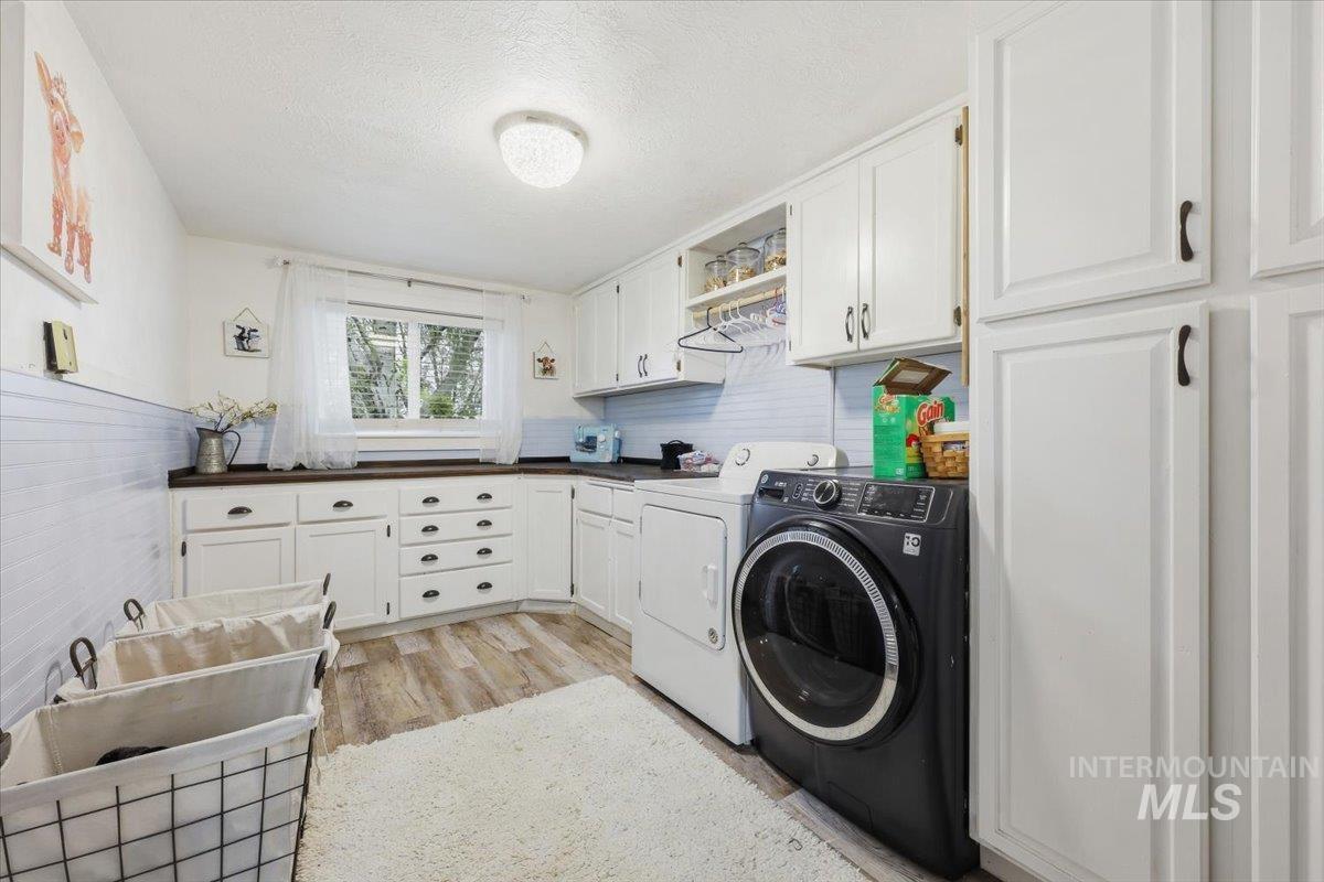 5625 Sunset Rd, Fruitland, Idaho 83619, 4 Bedrooms, 2.5 Bathrooms, Residential For Sale, Price $694,900, 98981919